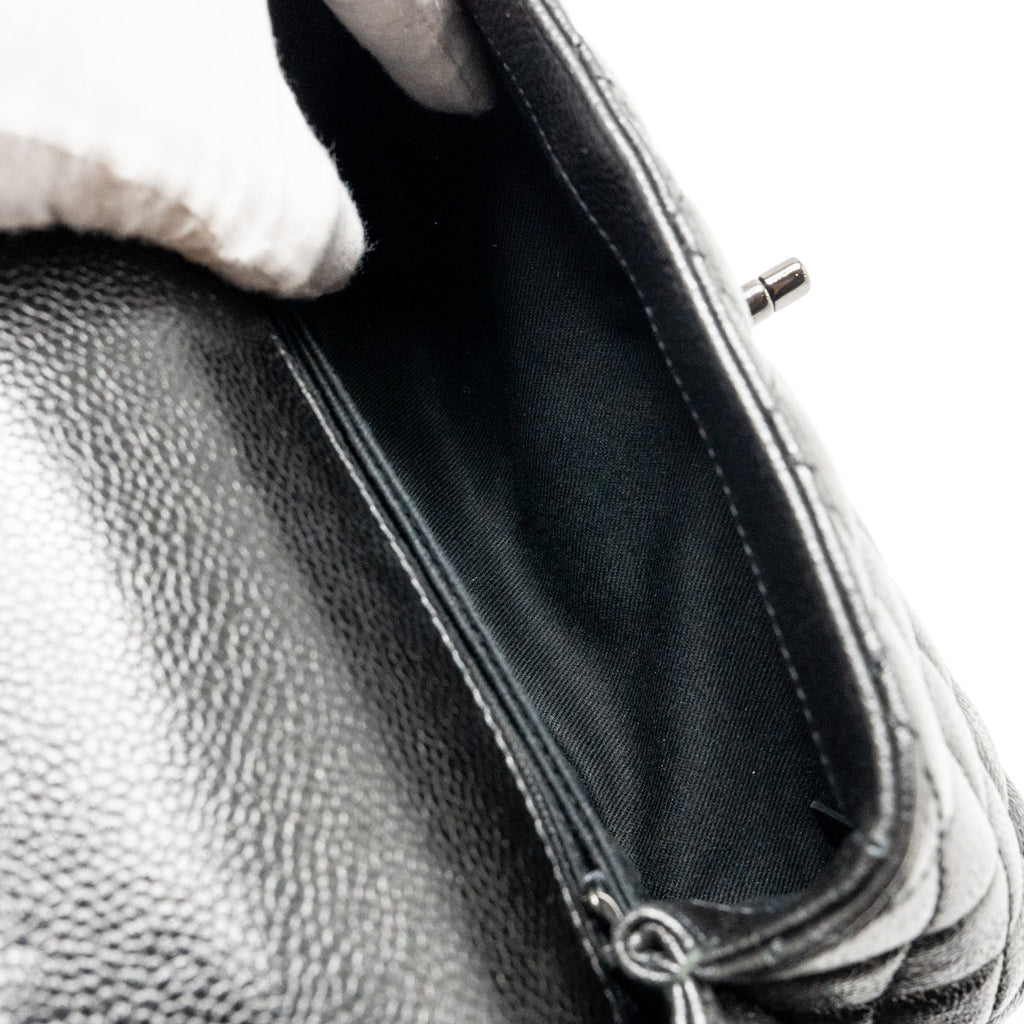 chanel-small-coco-handle-caviar-so-black-with-black-hardware-2