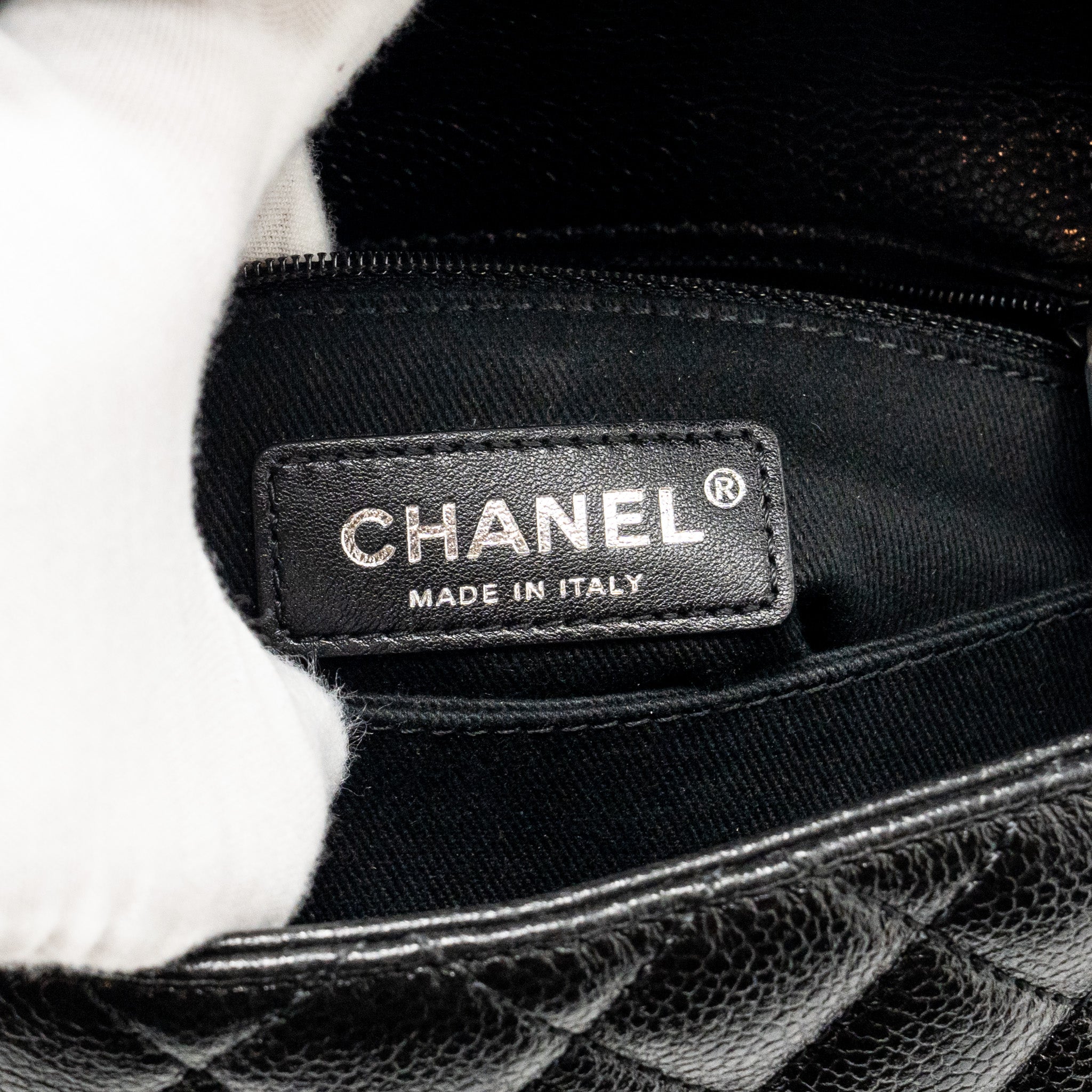 chanel-small-coco-handle-caviar-so-black-with-black-hardware-2