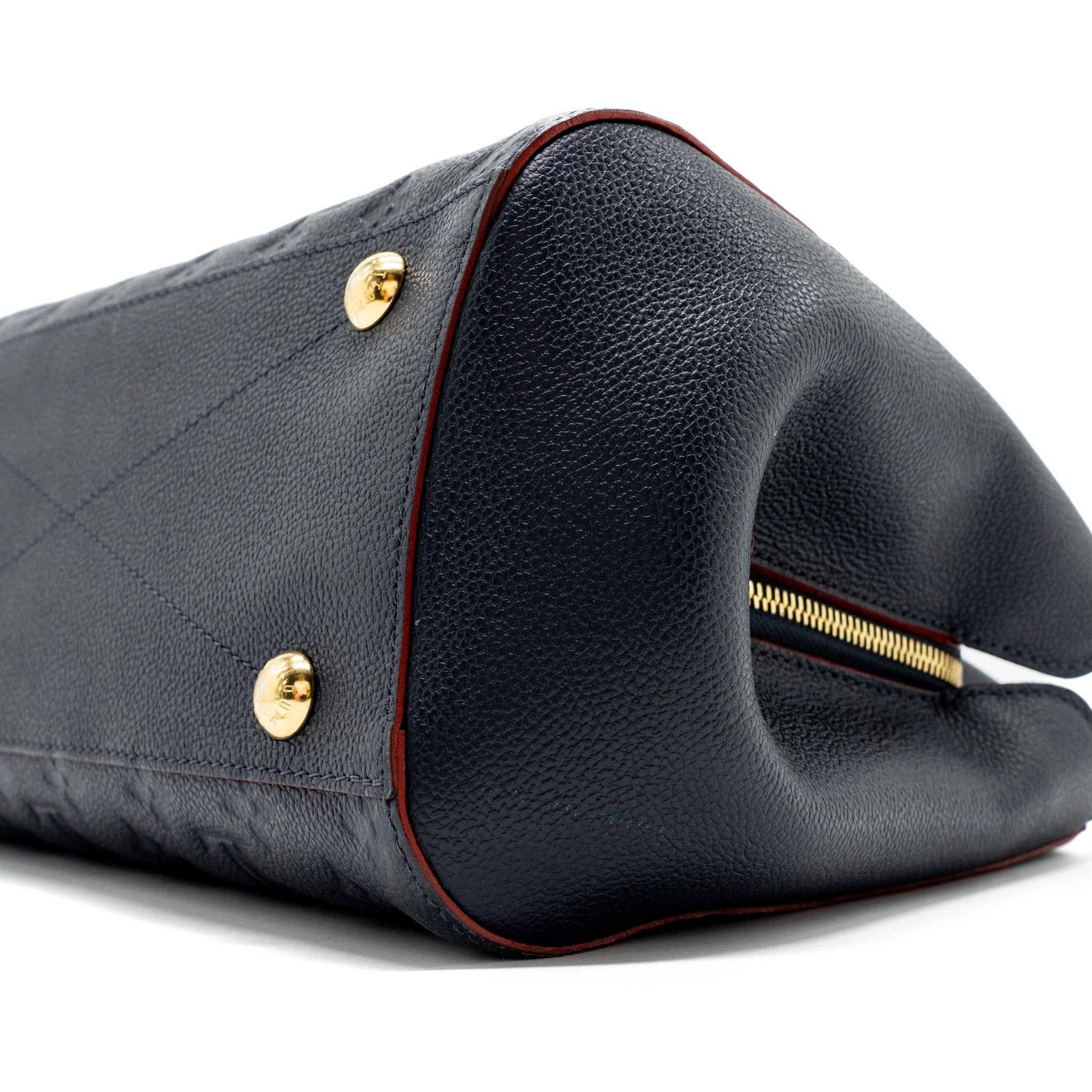 louis-vuitton-montaigne-mm-monogram-empreinte-navy-ghw