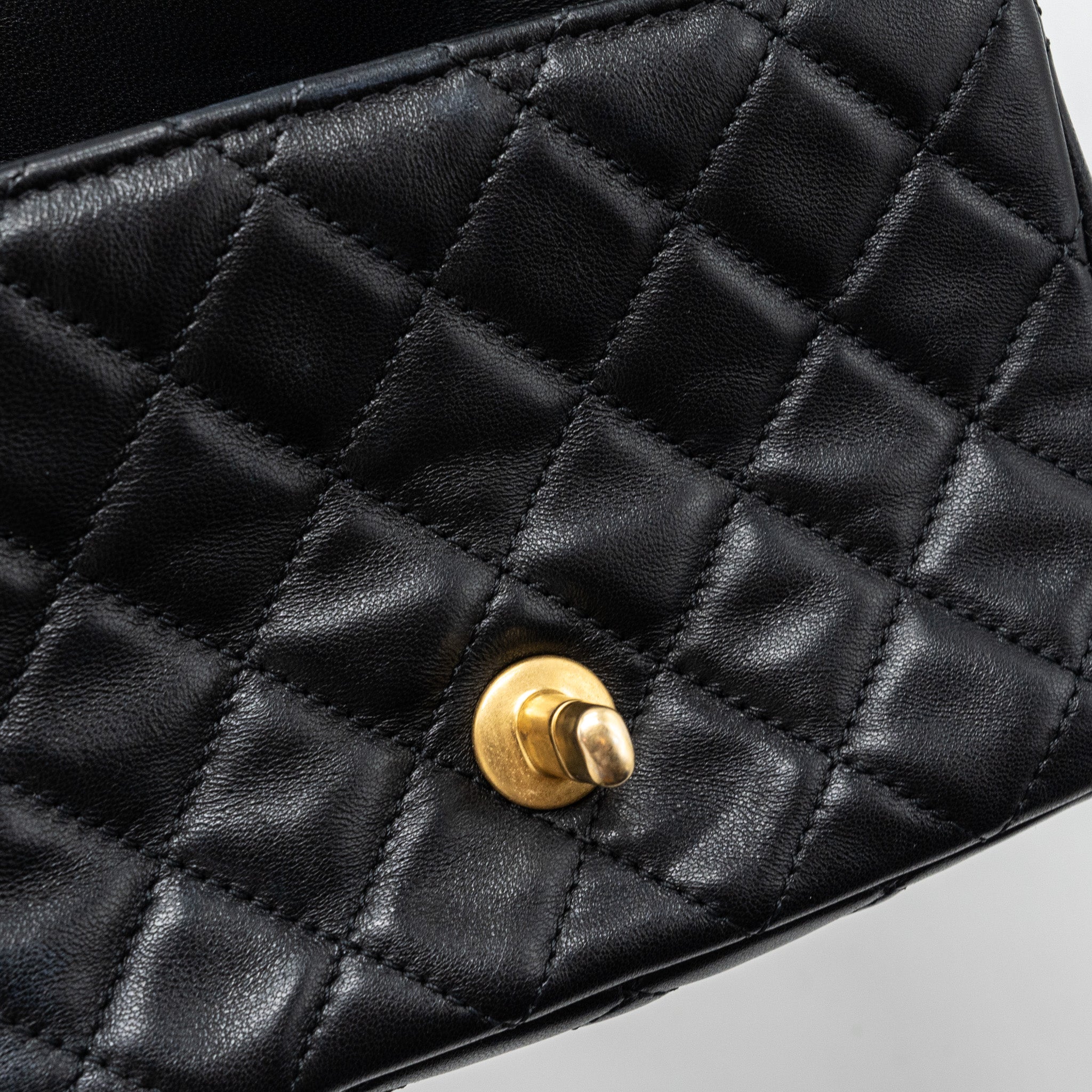 chanel-pearl-crush-mini-square-flap-bag-lambskin-black-ghw-microchip-5