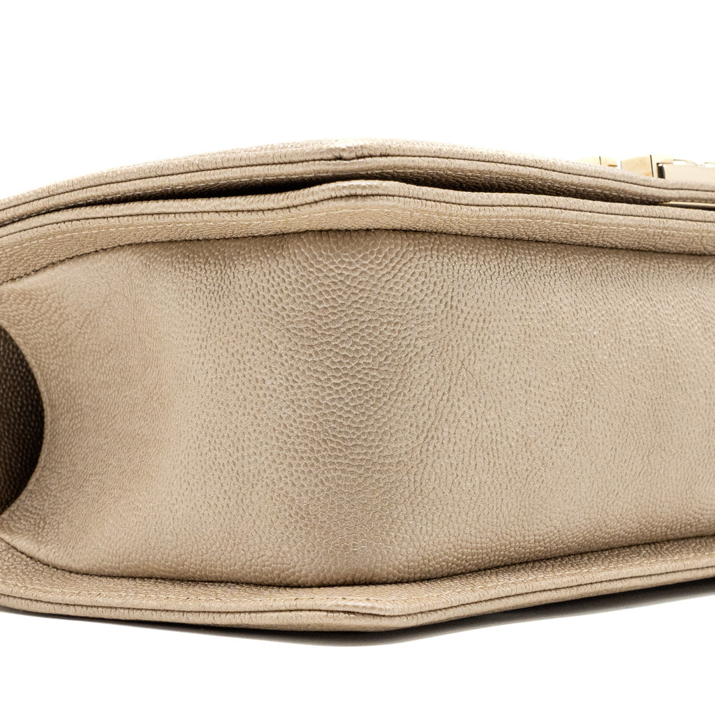 chanel-medium-chevron-boy-bag-caviar-iridescence-light-beige-lghw