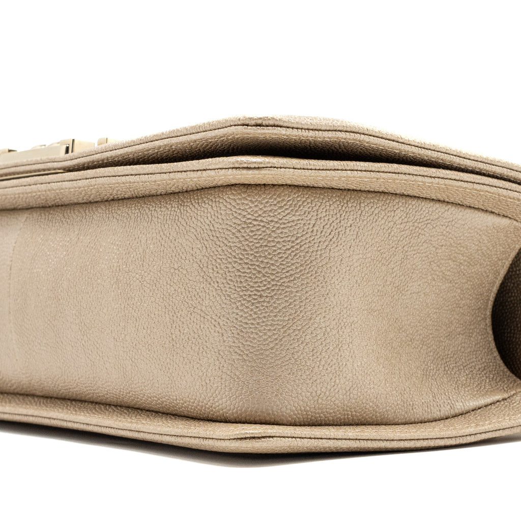 chanel-medium-chevron-boy-bag-caviar-iridescence-light-beige-lghw