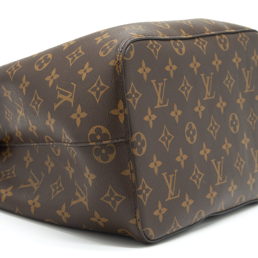 louis-vuitton-neonoe-monogram-canvas-pink-strap-year-2017