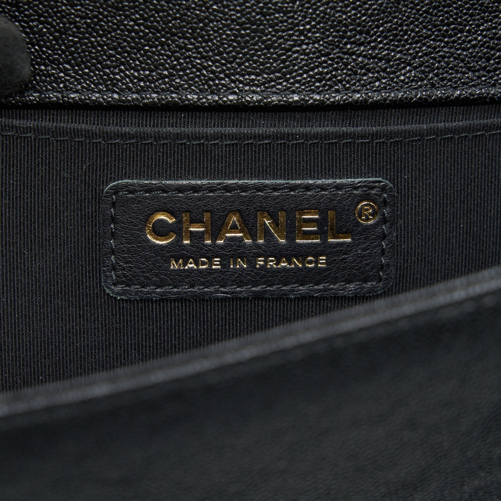 chanel-chevron-medium-boy-chanel-handbag-caviar-black-ghw