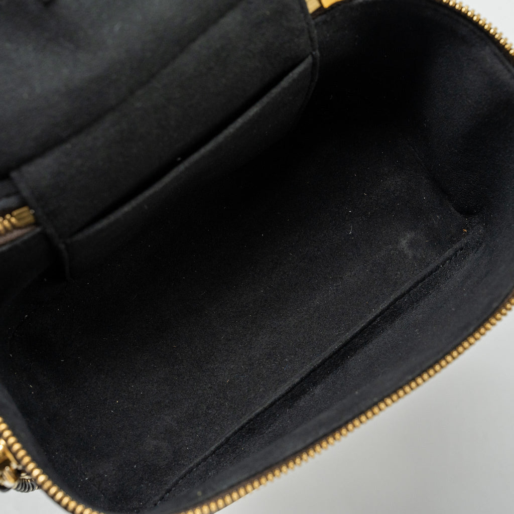 louis-vuitton-vanity-monogram-canvas-ghw