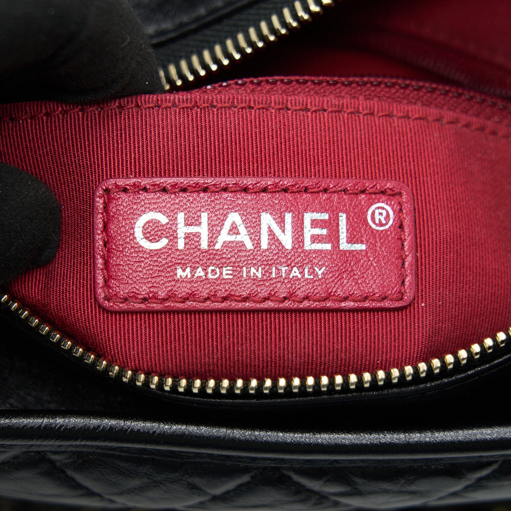 chanel-small-black-gabrielle-hobo-bag-1