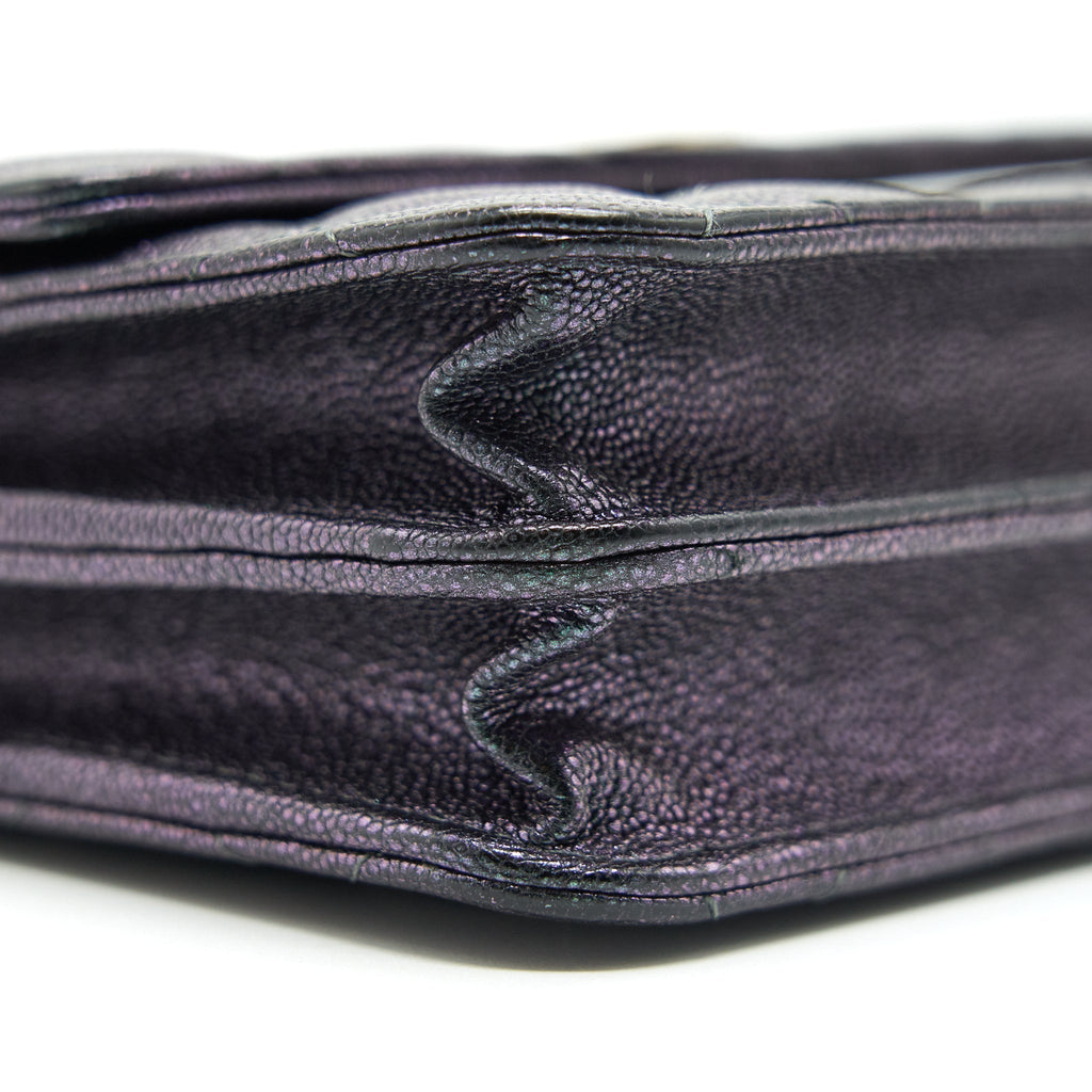 chanel-classic-square-wallet-on-chain-caviar-iridescent-purple-lghw