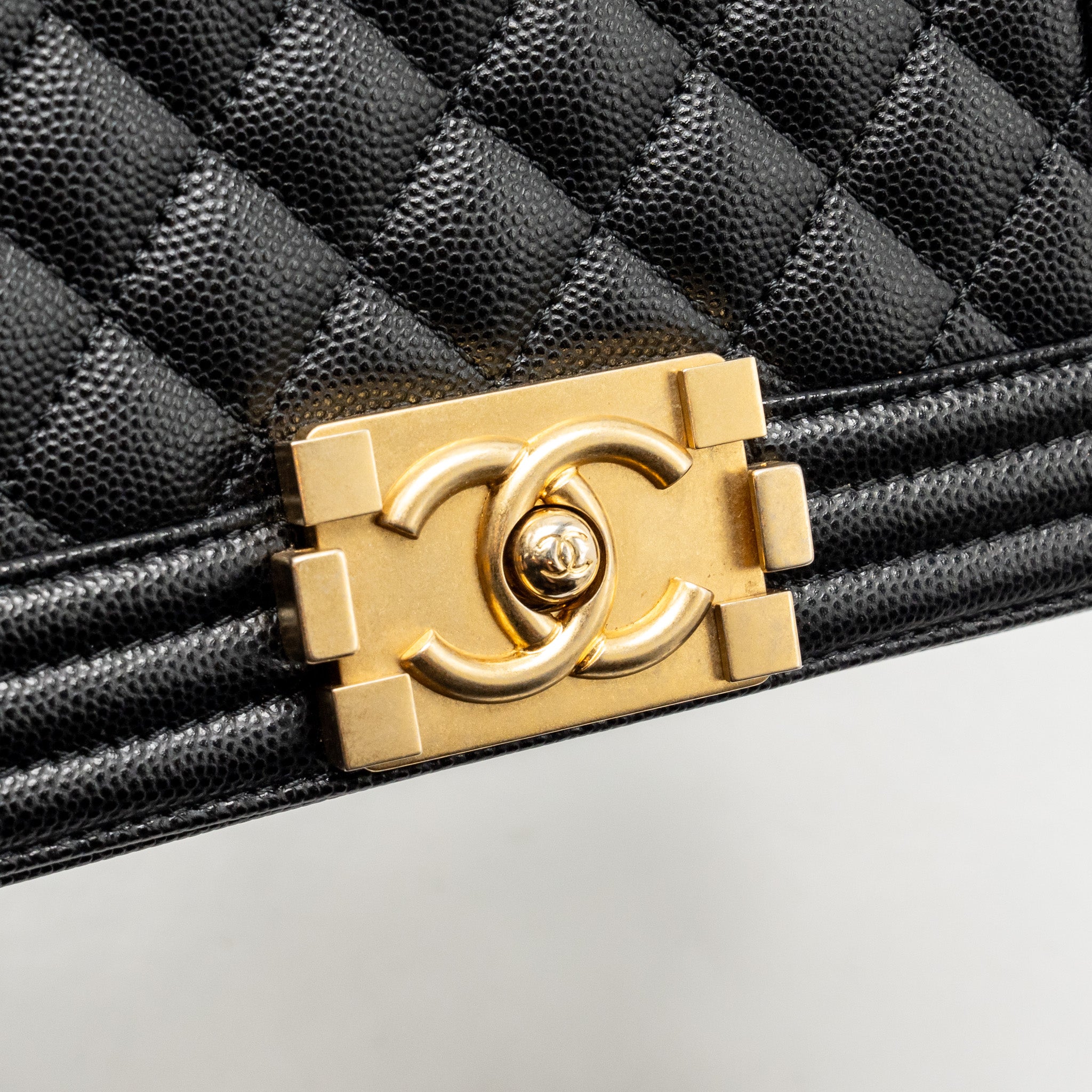 chanel-small-boy-bag-caviar-black-ghw-microchip-4