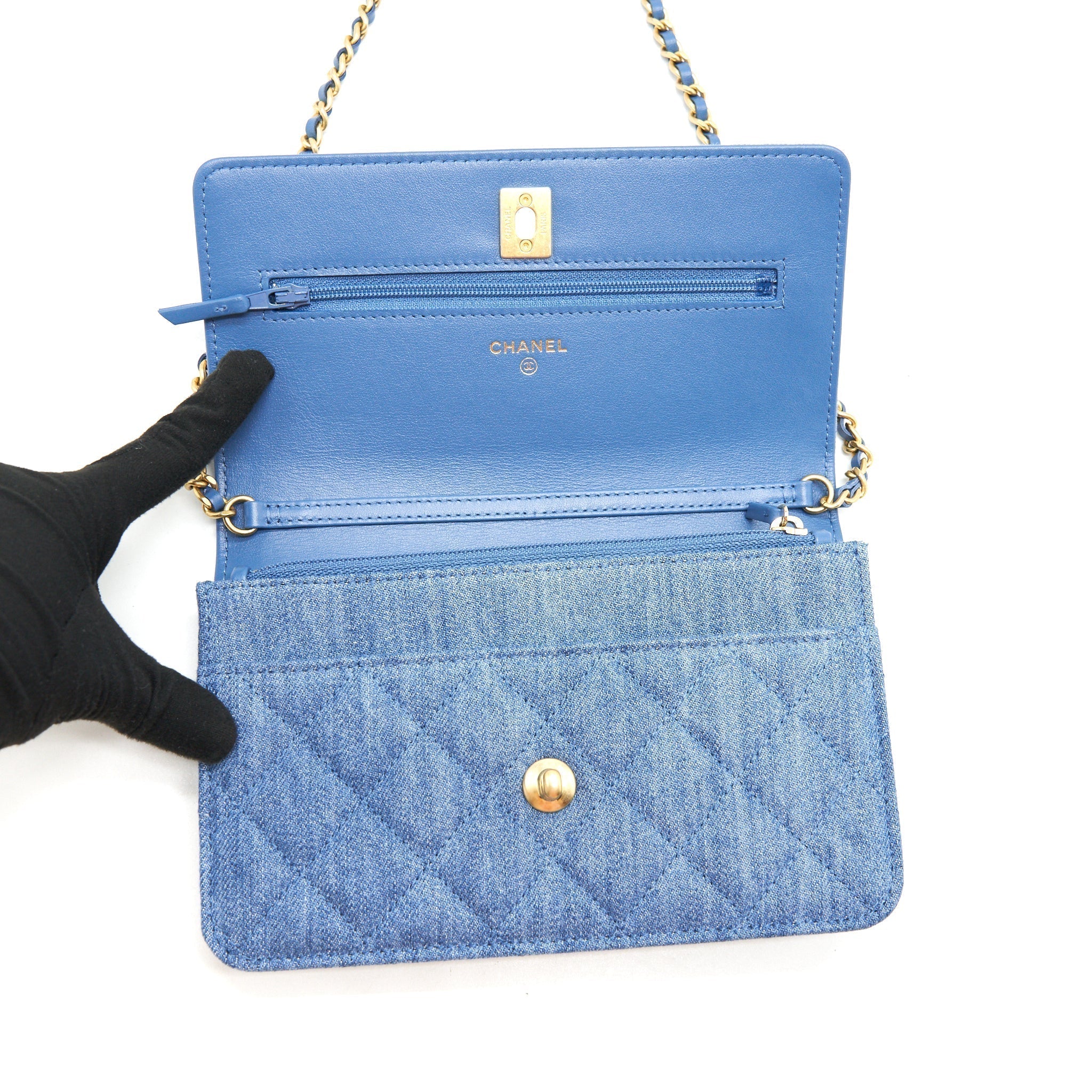 chanel-22c-pearl-crush-wallet-on-chain-denim-ghw