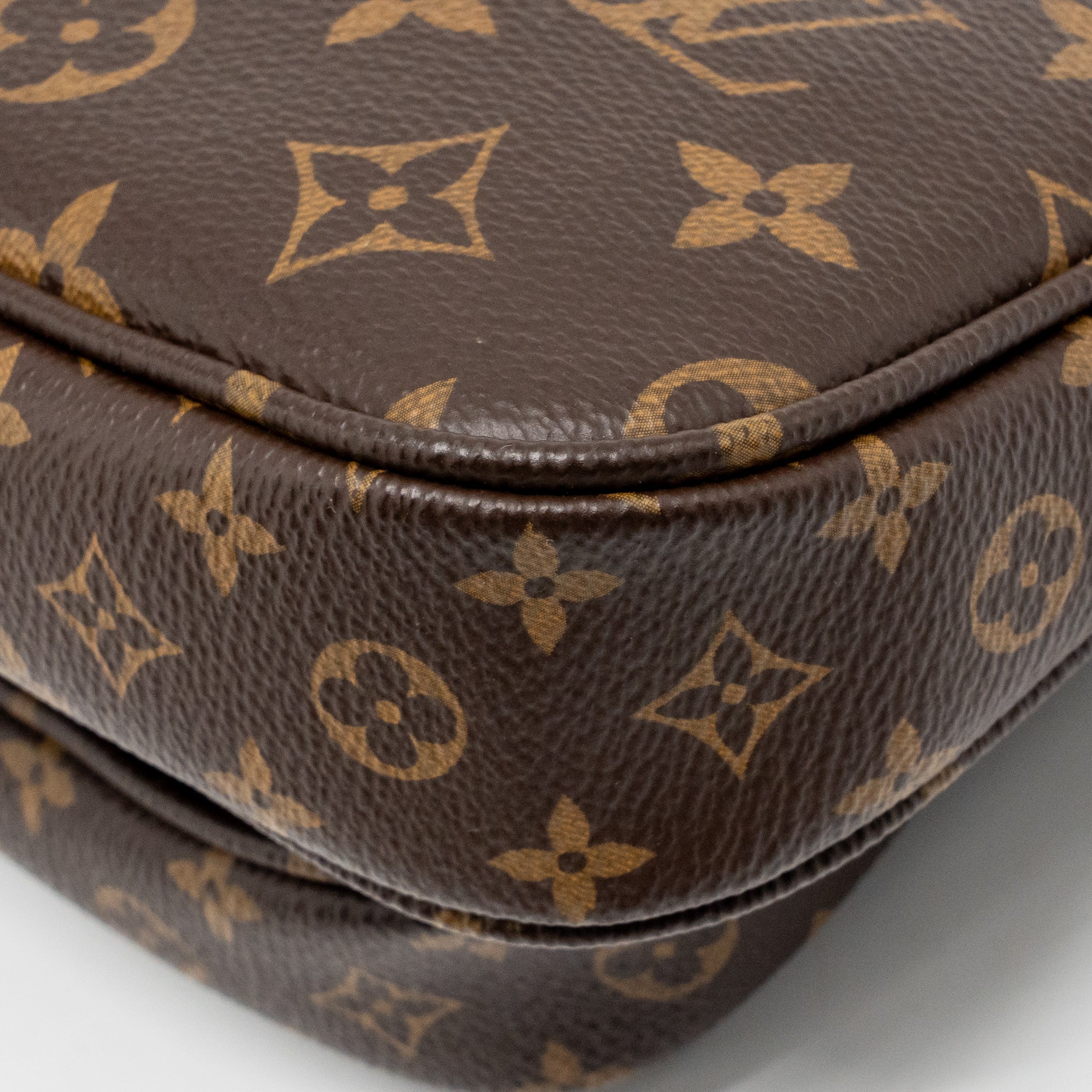 lv-monogram-5