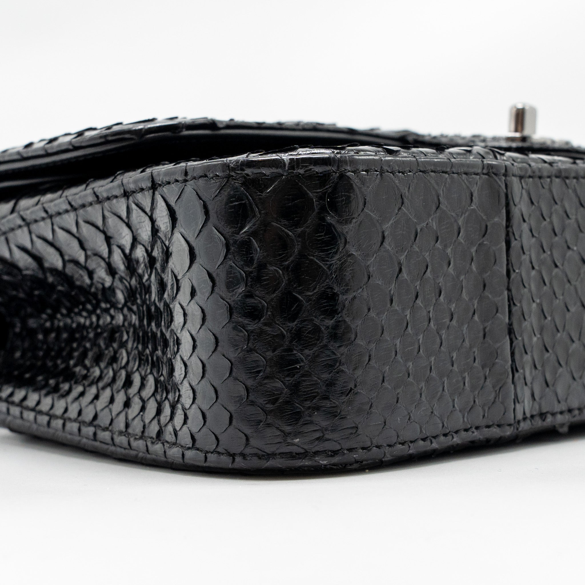 chanel-black-1
