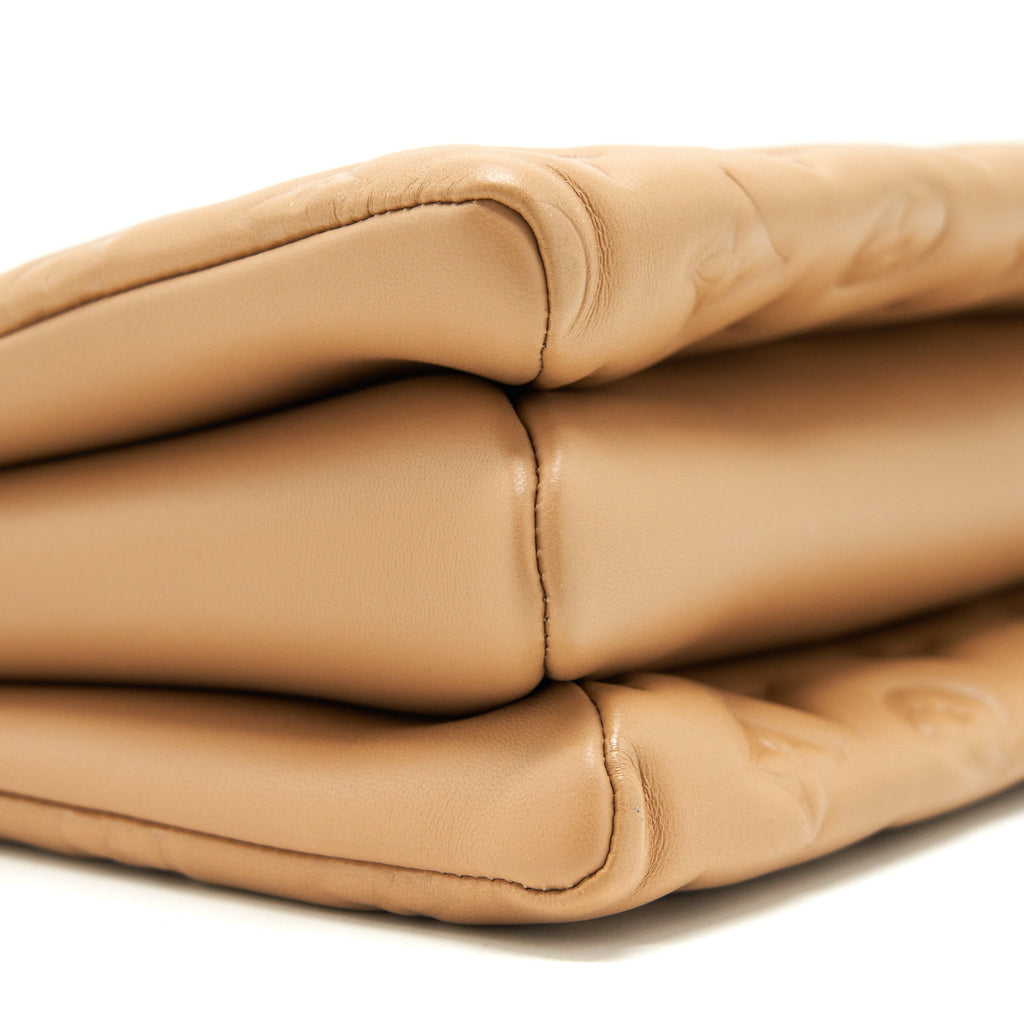 louis-vuitton-coussin-pm-camel
