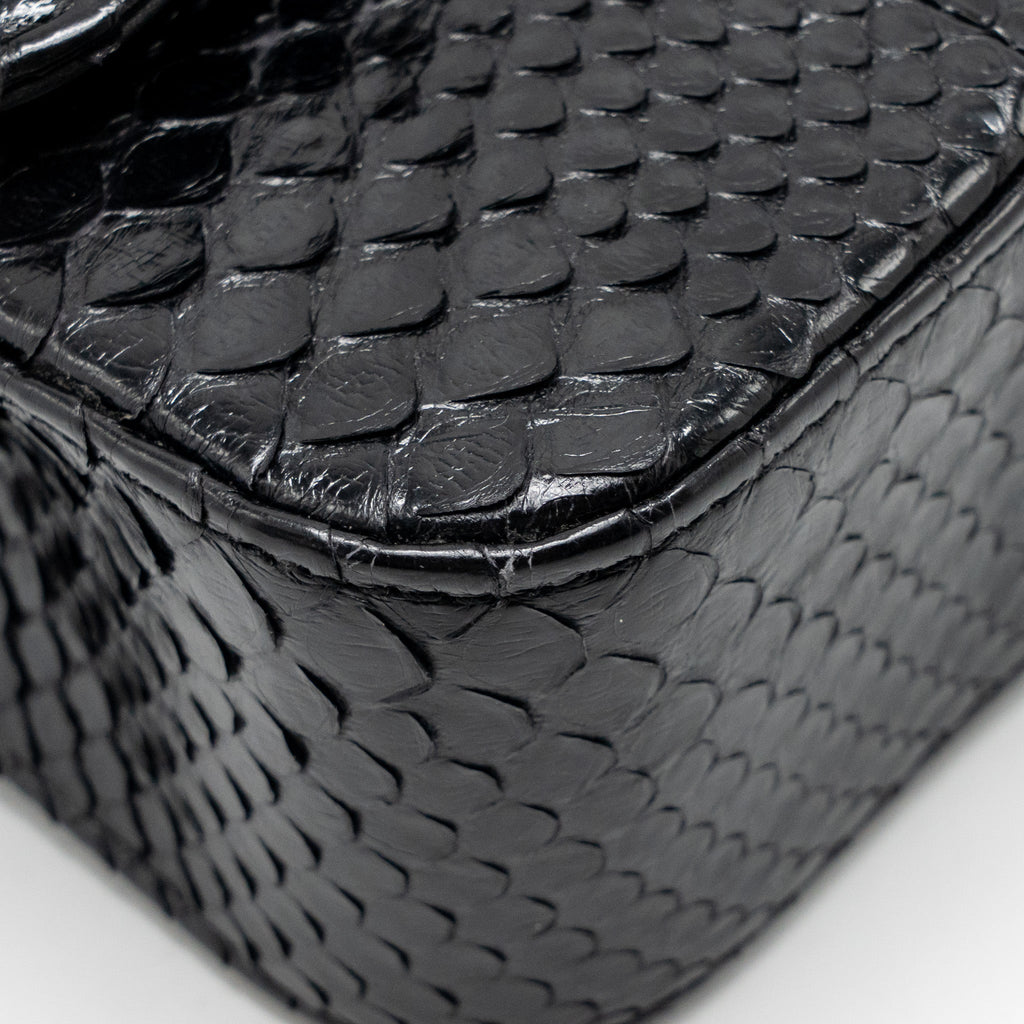 chanel-black-1