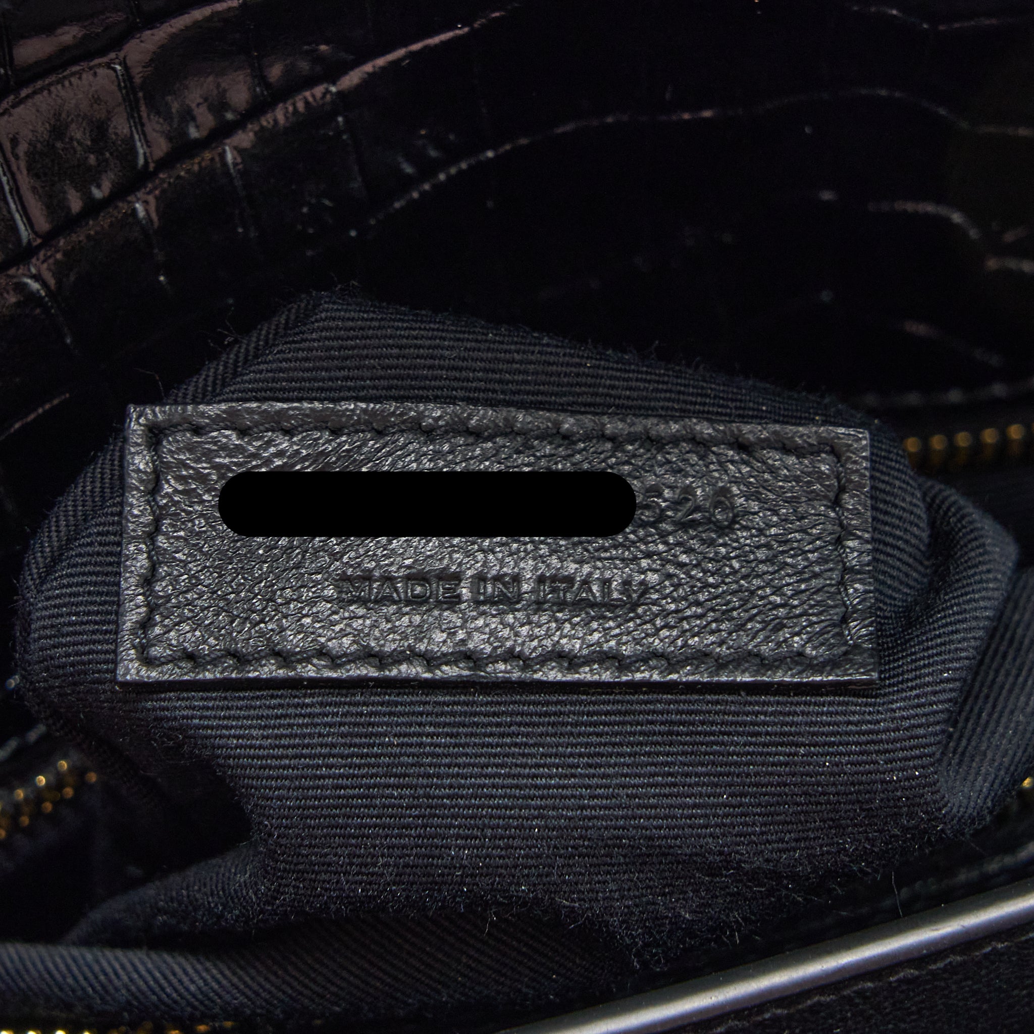 saint-laurent-cassandra-chain-bag-croc-embossed-leather-black-ghw