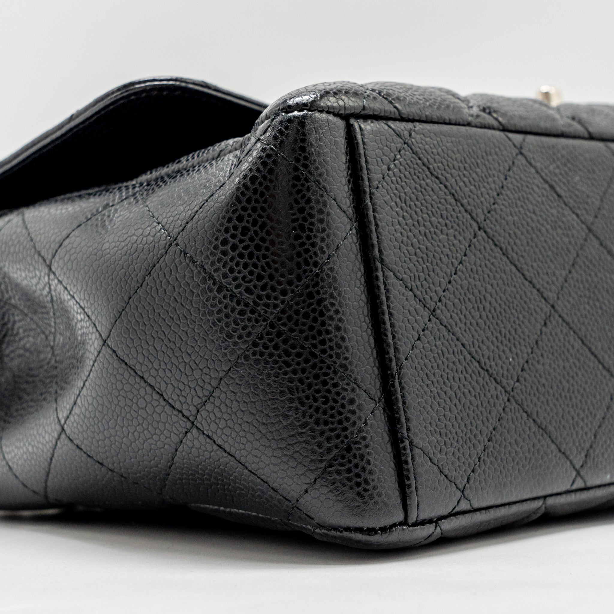 chanel-maxi-classic-double-flap-bag-caviar-black-shw