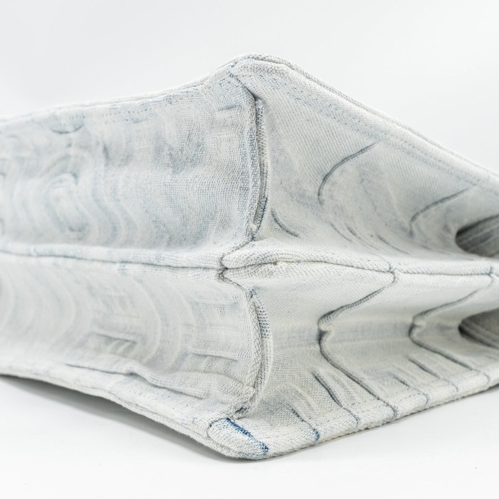 fendi-medium-peekaboo-iseeu-white-denim-shw