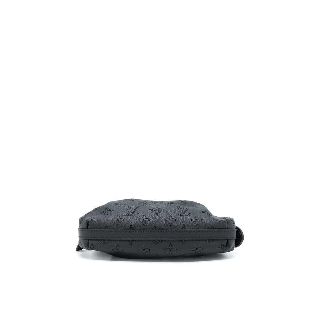 louis-vuitton-scala-mini-pouch-calfskin-black-shw
