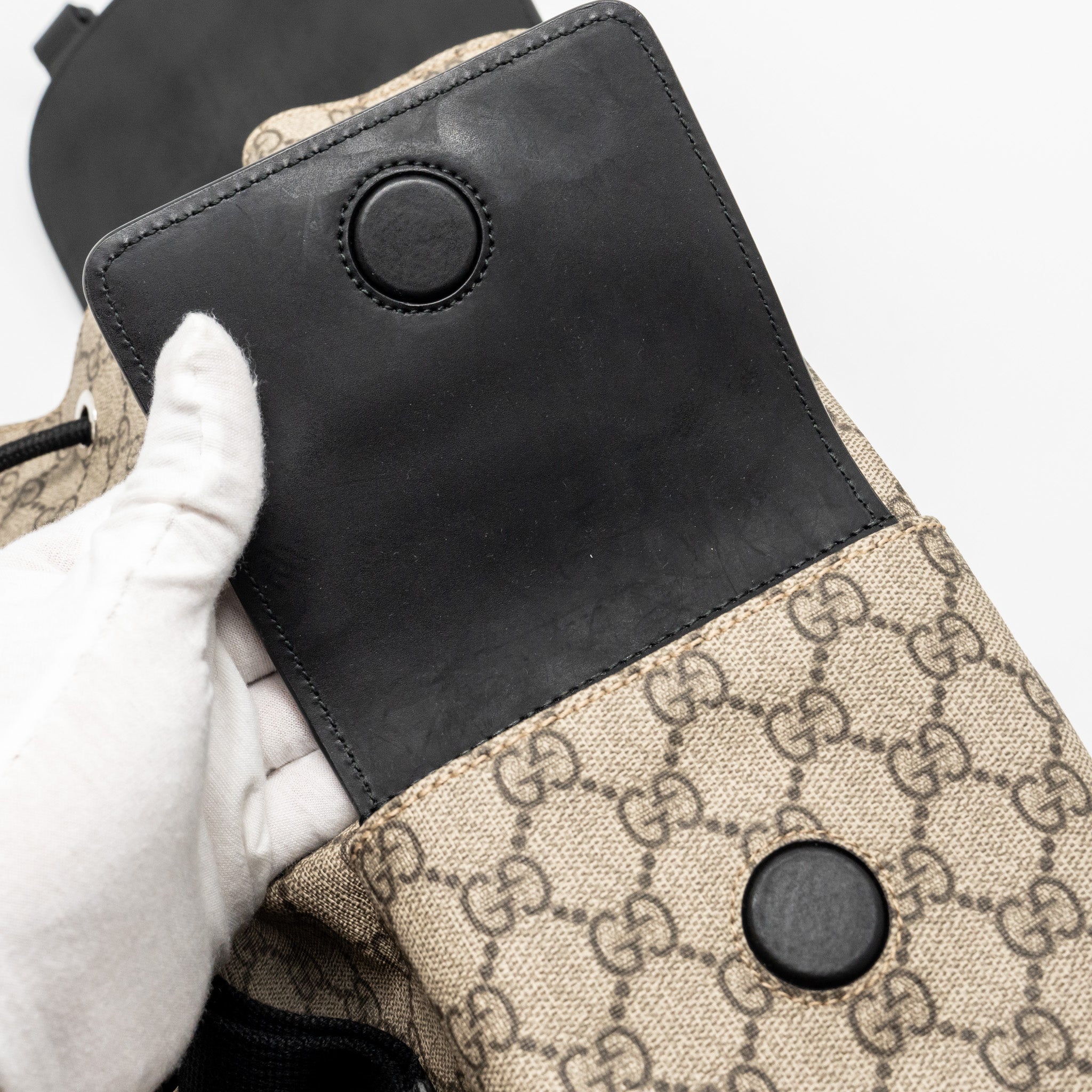 gucci-soft-double-buckle-backpack-gg-supreme-canvas-shw
