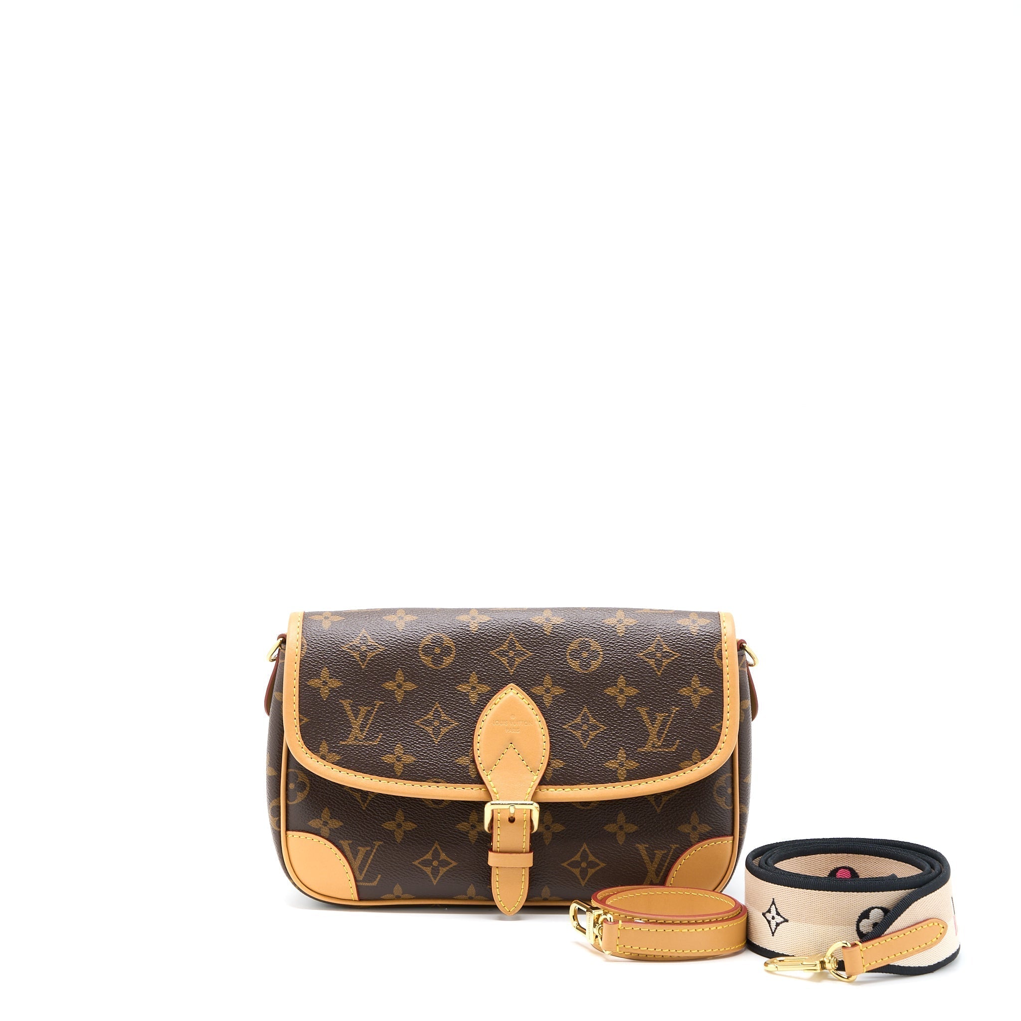 louis-vuitton-diane-bag-monogram-canvas-black-strap-ghw-new-version