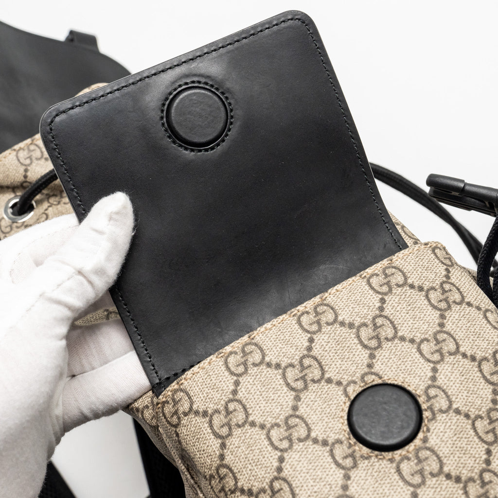gucci-soft-double-buckle-backpack-gg-supreme-canvas-shw