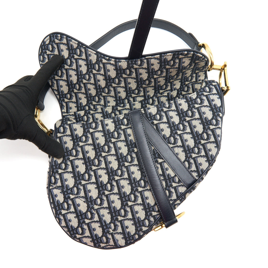 dior-oblique-medium-saddle-bag