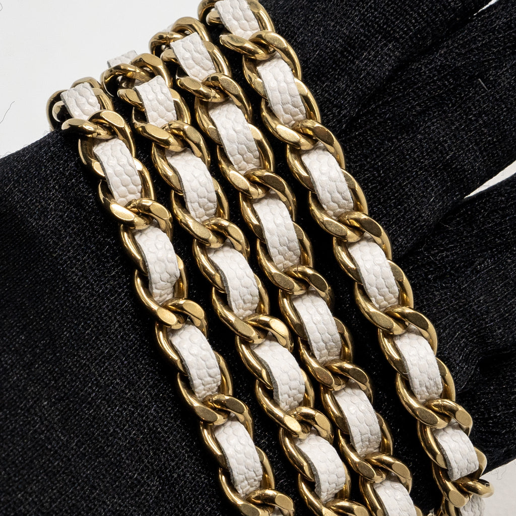 chanel-classic-wallet-on-chain-caviar-white-lghw-microchip-3