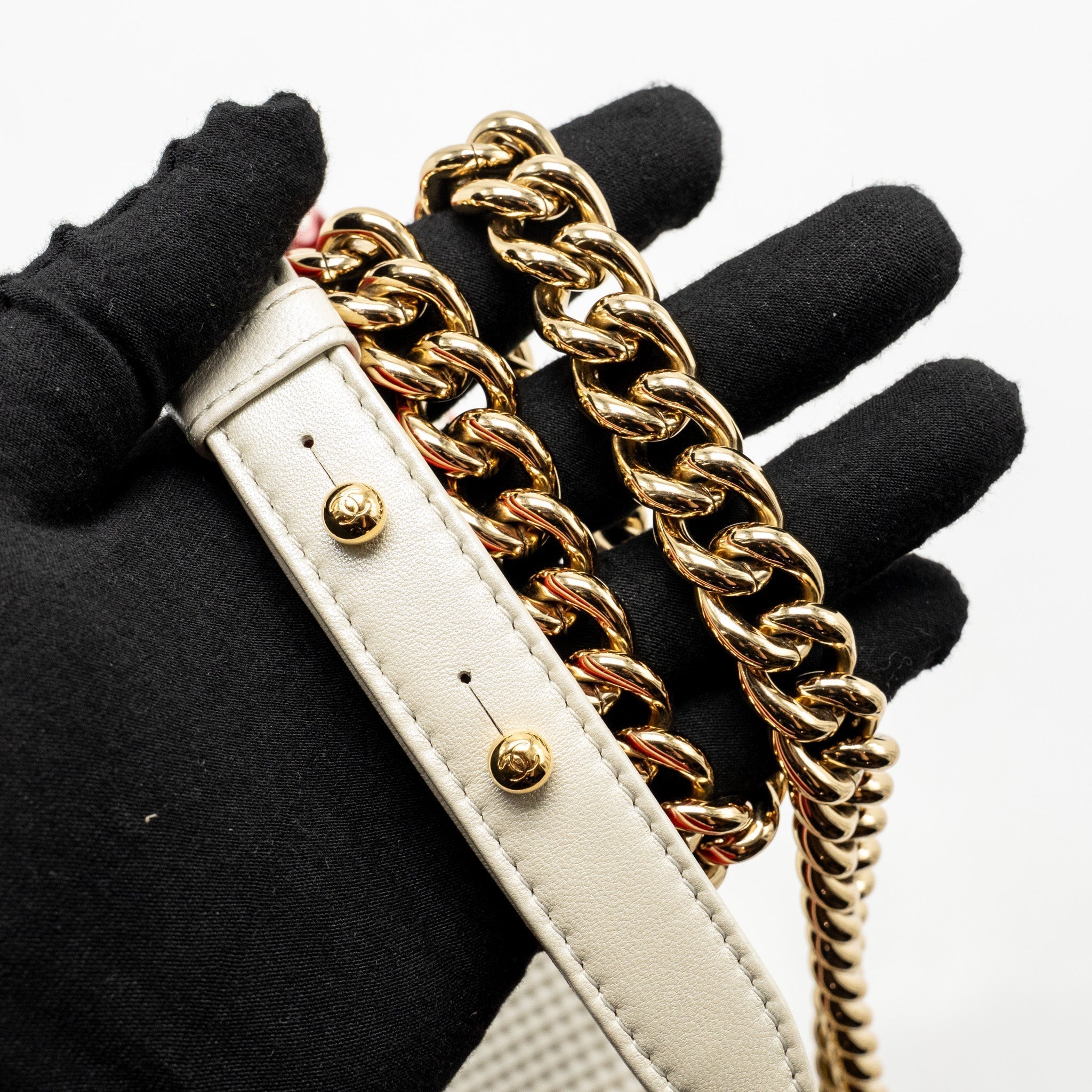 chanel-boy-bag-white