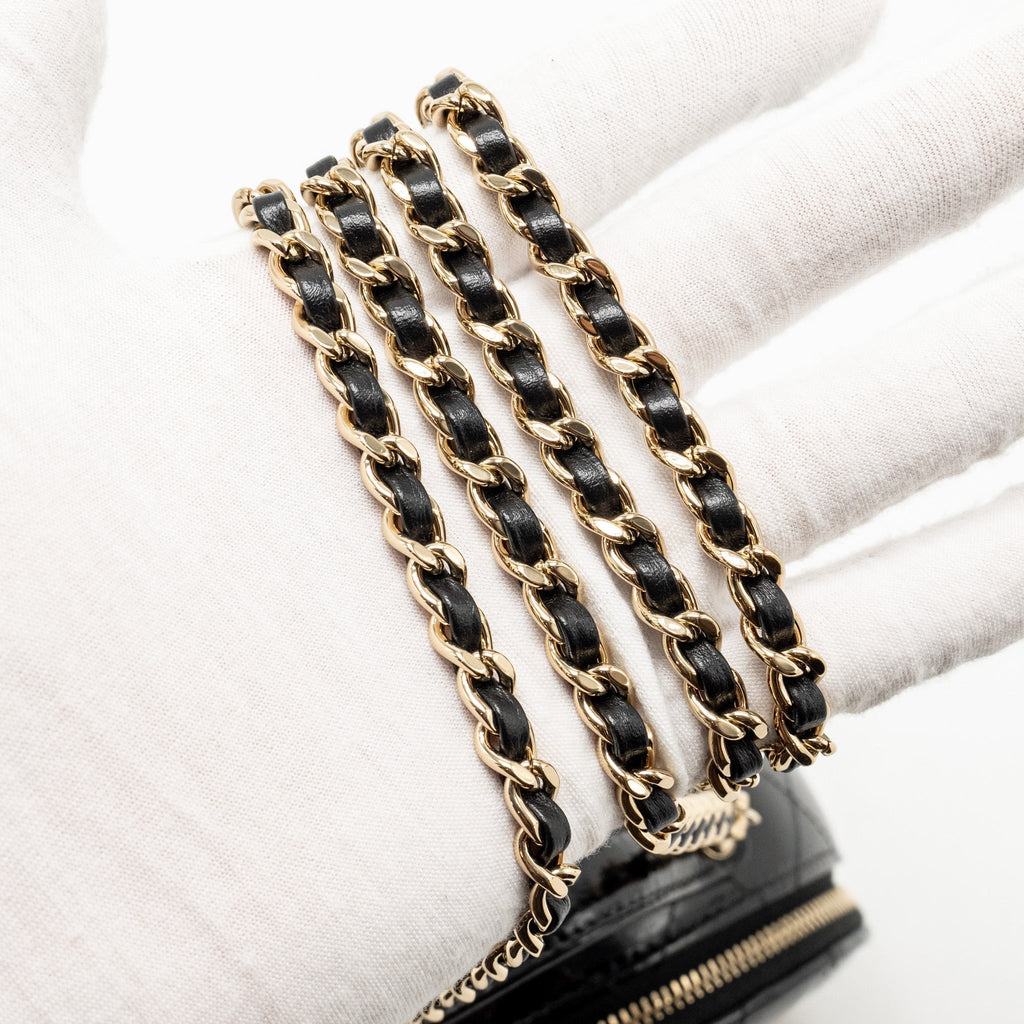 chanel-22b-top-handle-mini-round-vanity-case-with-chain-shiny-leather-black-lghw-microchip