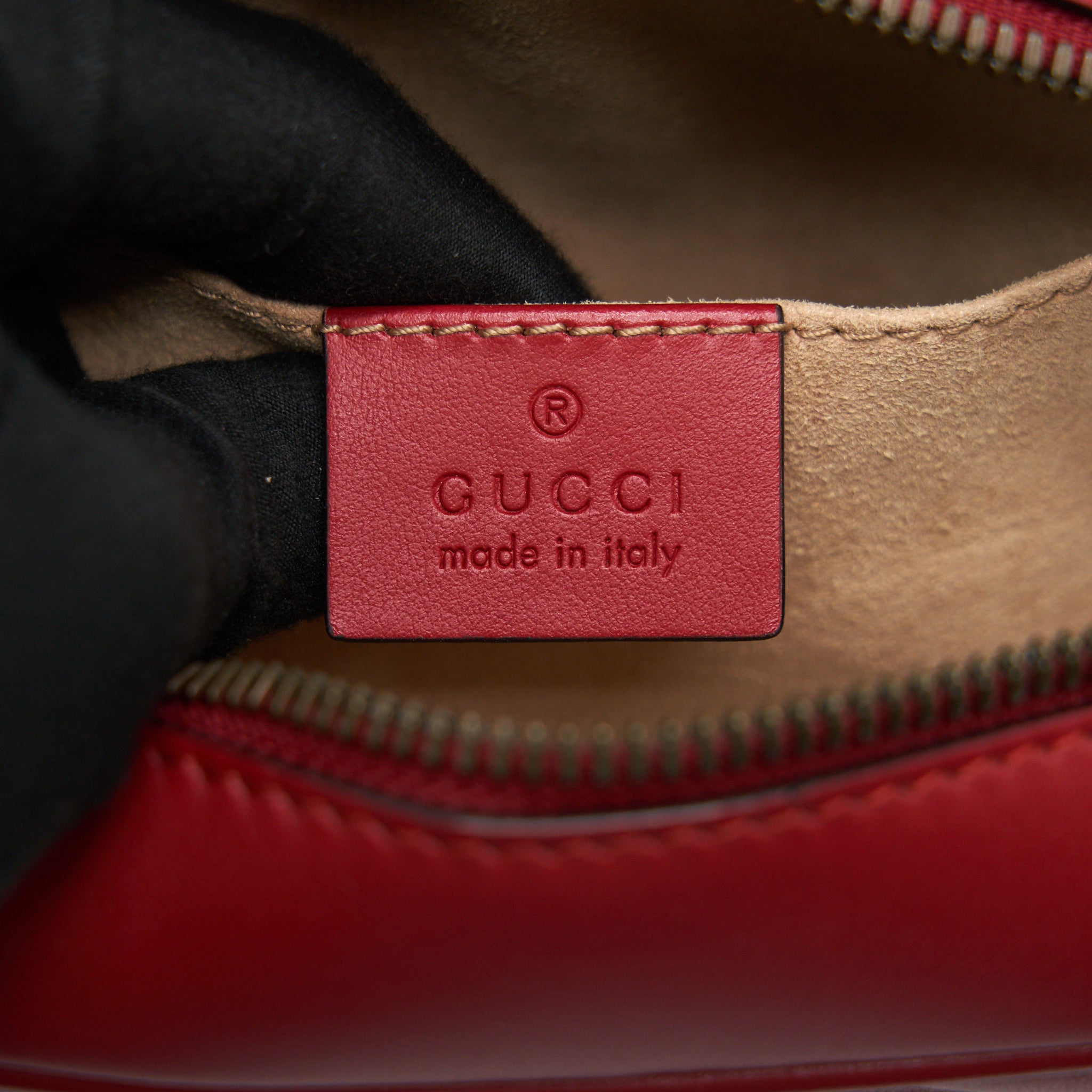 gucci-marmont-camera-bag-in-red