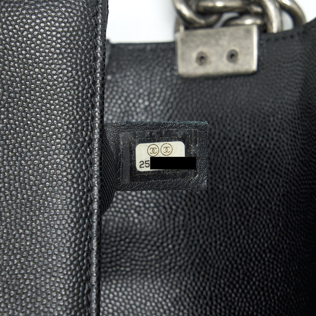 chanel-small-boy-bag-caviar-black-ruthenium-sliver-hardware