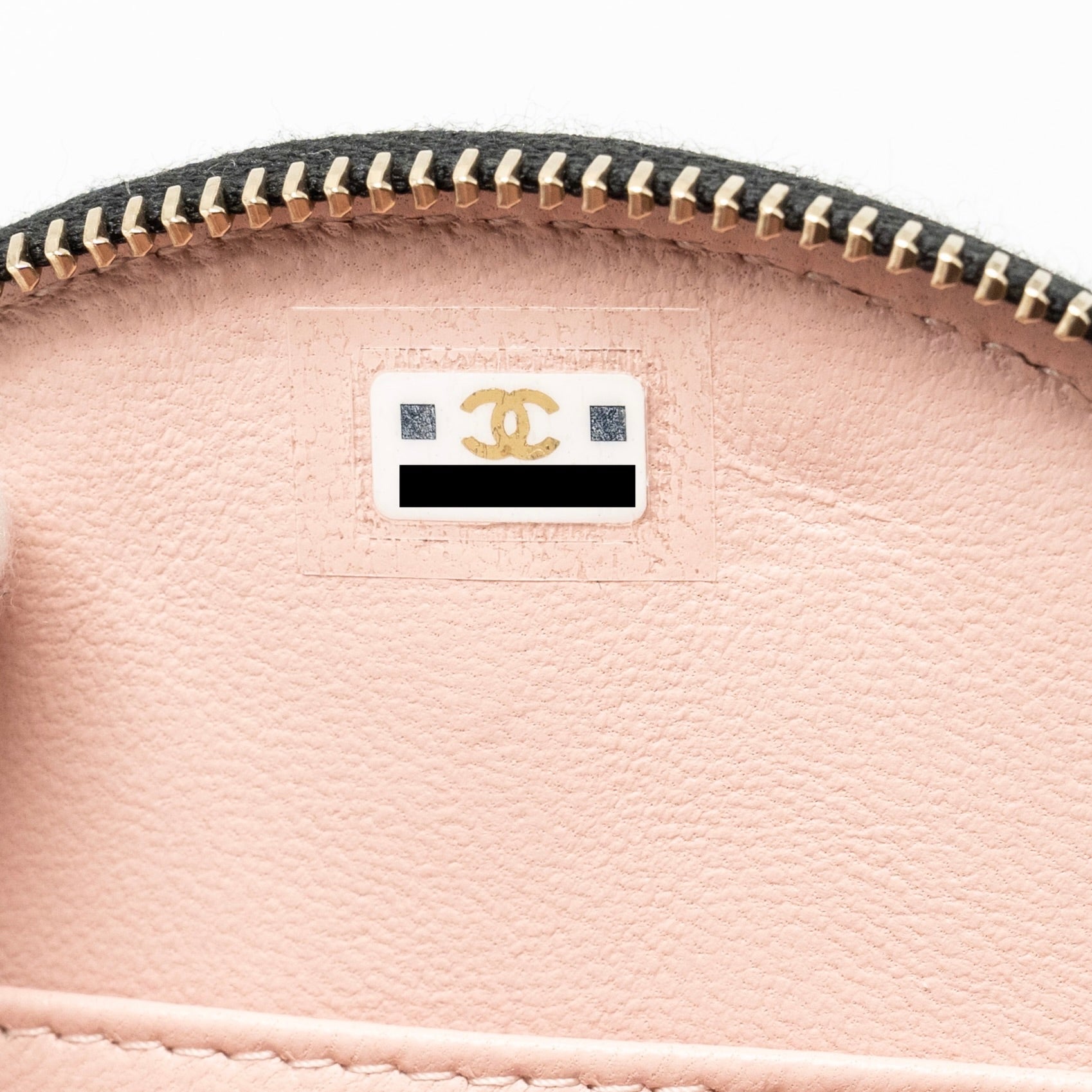 chanel-22b-top-handle-mini-round-vanity-case-with-chain-shiny-leather-black-lghw-microchip