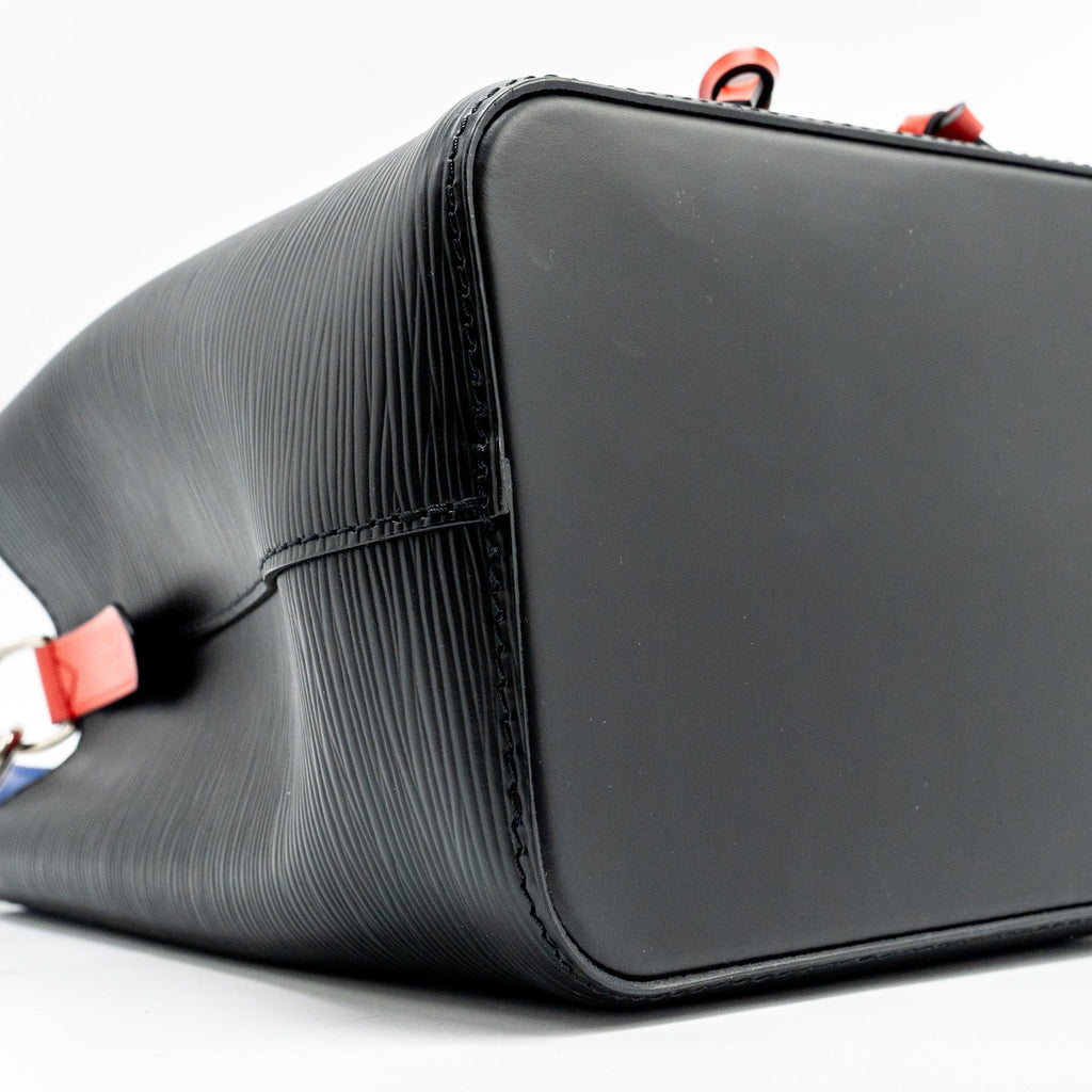 louis-vuitton-neo-noe-bb-epi-leather-black-saffron-multicolor-shw