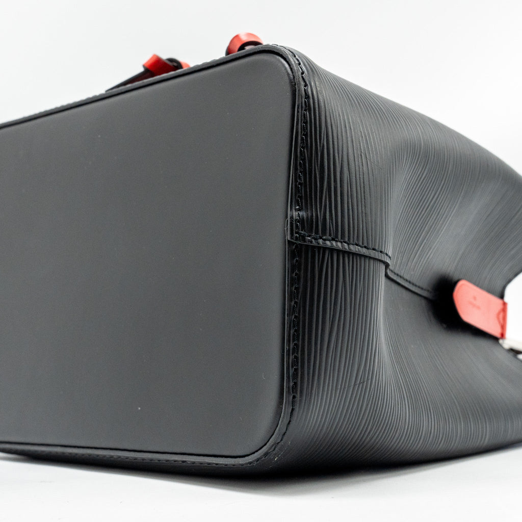 louis-vuitton-neo-noe-bb-epi-leather-black-saffron-multicolor-shw