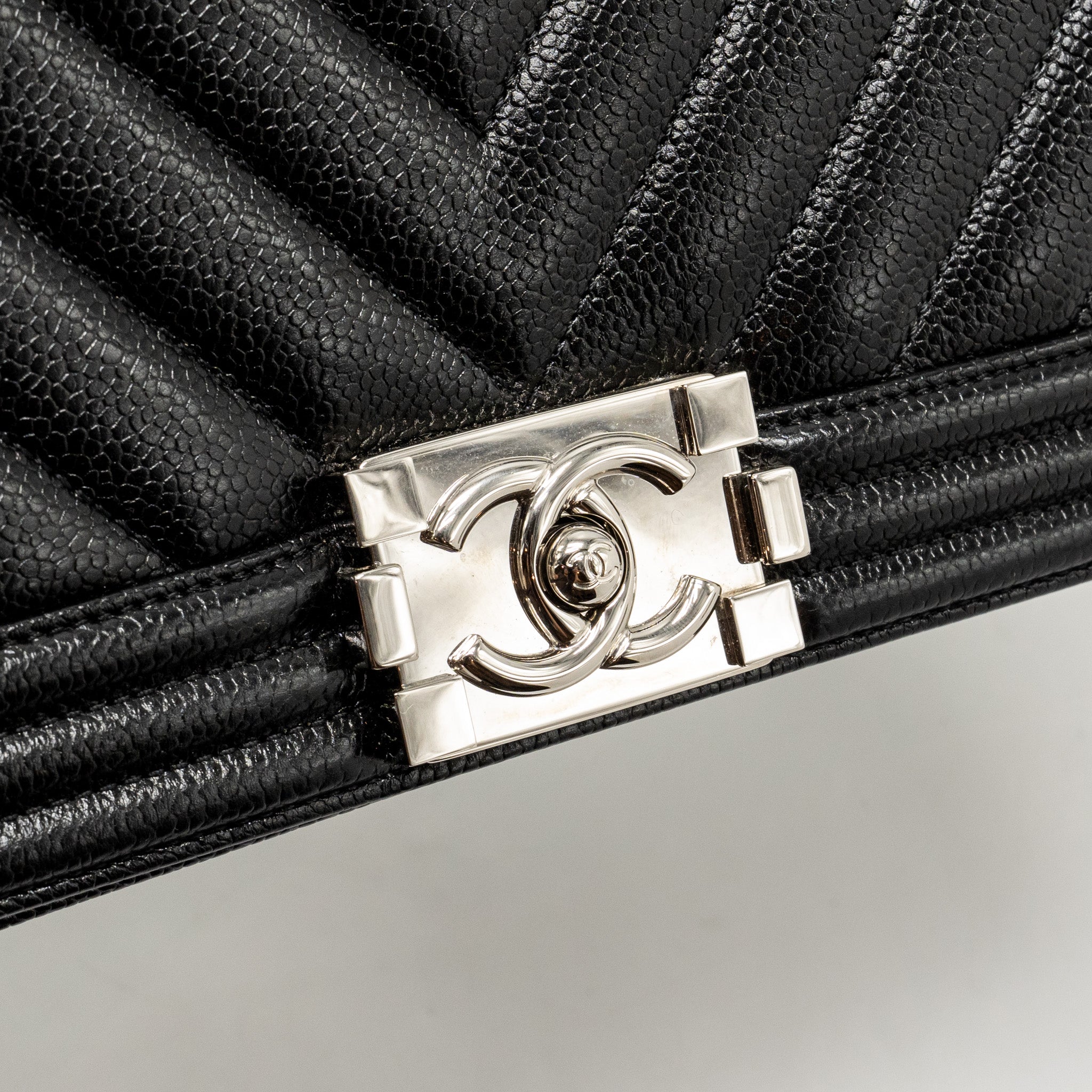 chanel-chevron-medium-boy-bag-caviar-black-shw