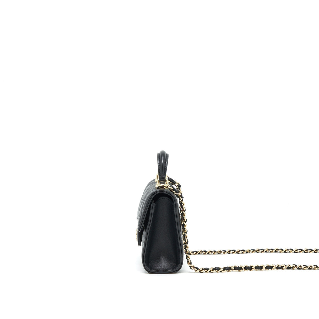 chanel-22p-top-handle-mini-flap-bag-with-chain-lambskin-black-lghw