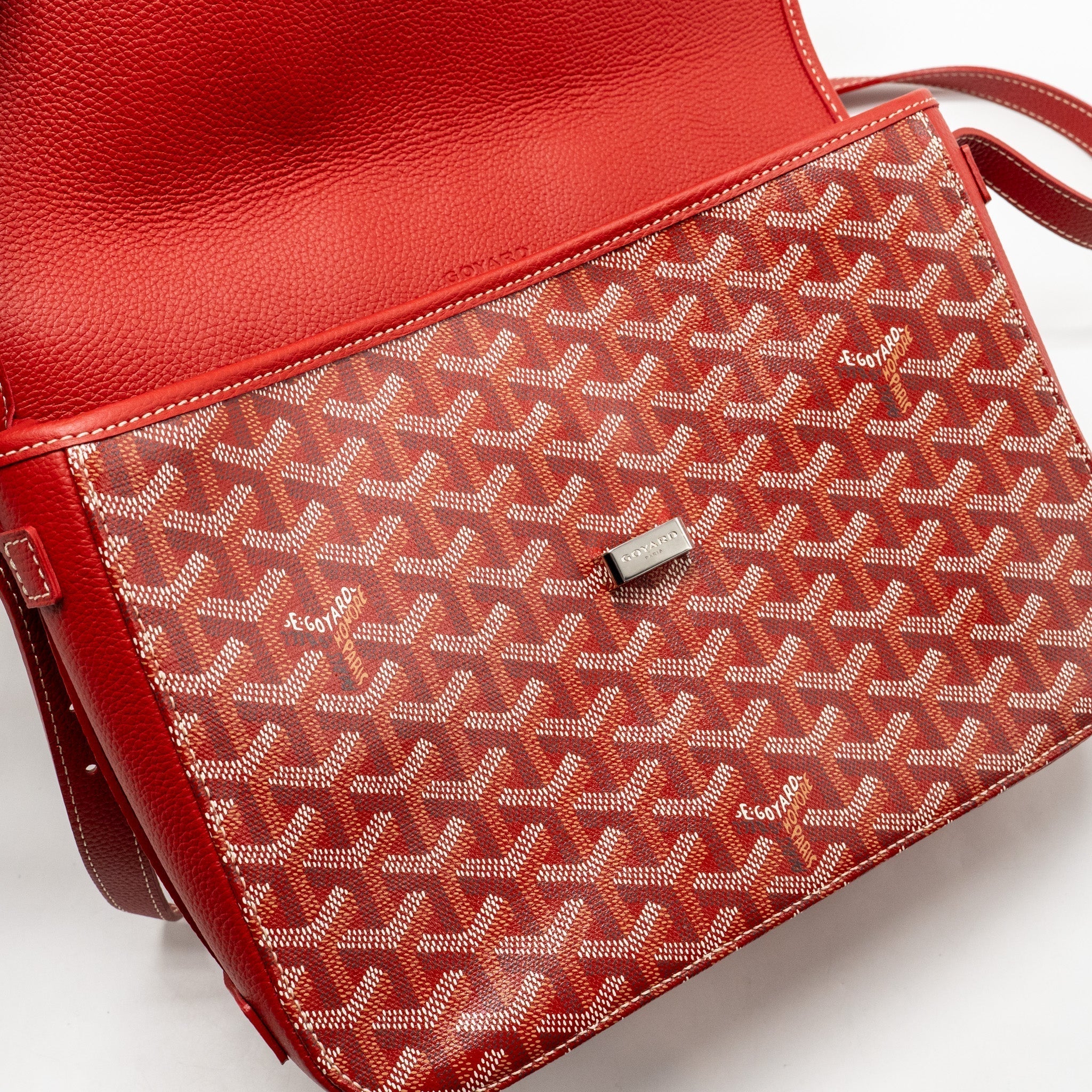 goyard-red
