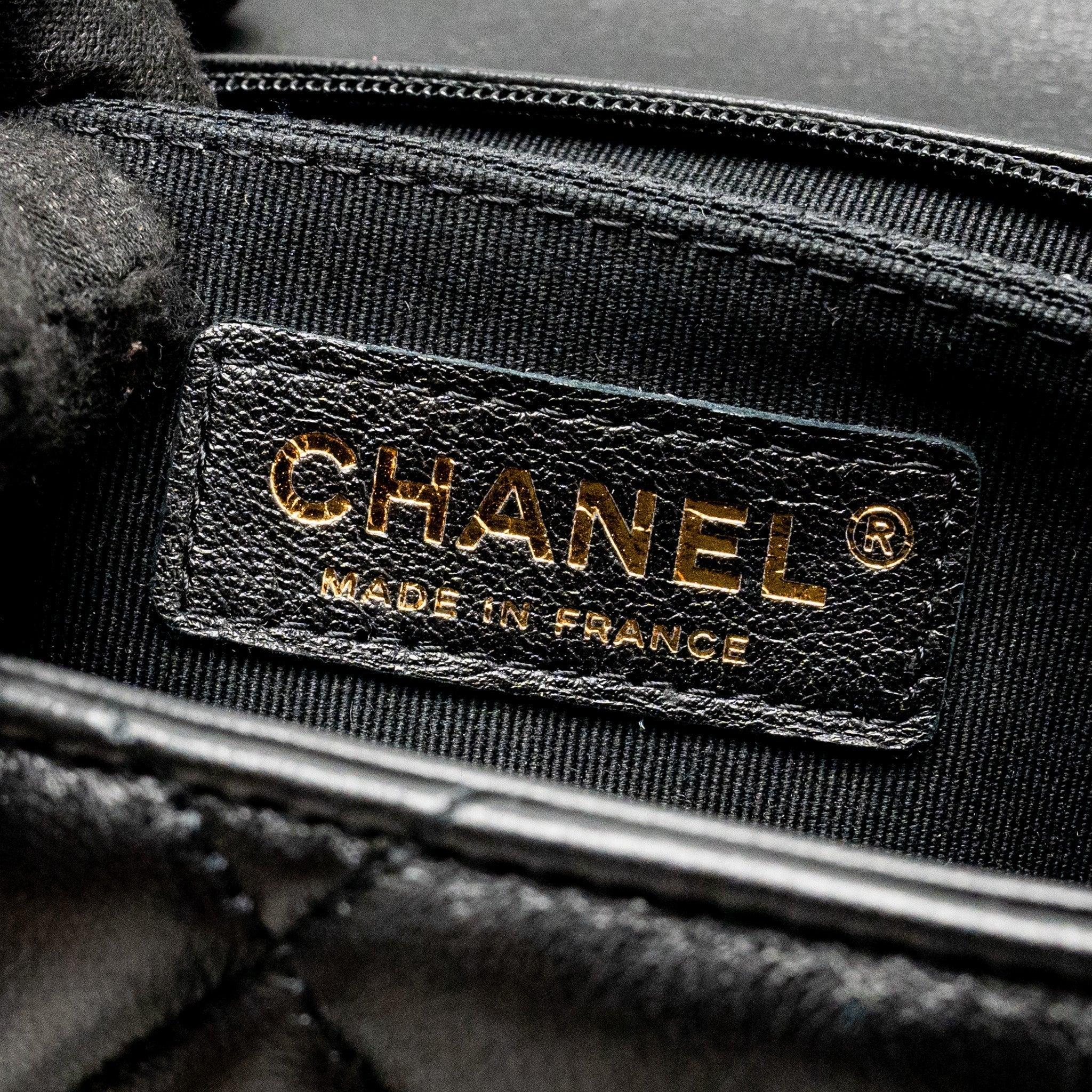 chanel-quilted-mini-flap-bag-with-detailed-chain-lambskin-black-ghw-microchip