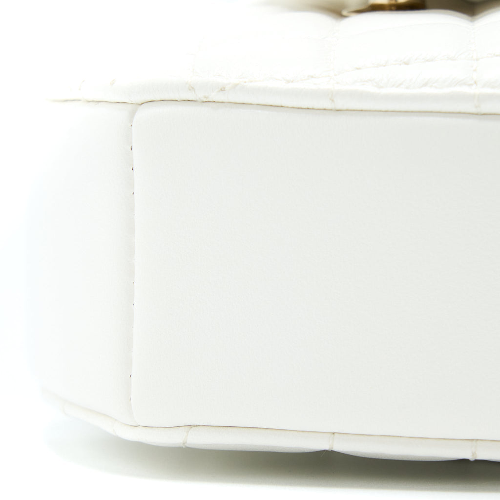 copy-of-chanel-22s-heart-bag-lambskin-white-lghw-microchip