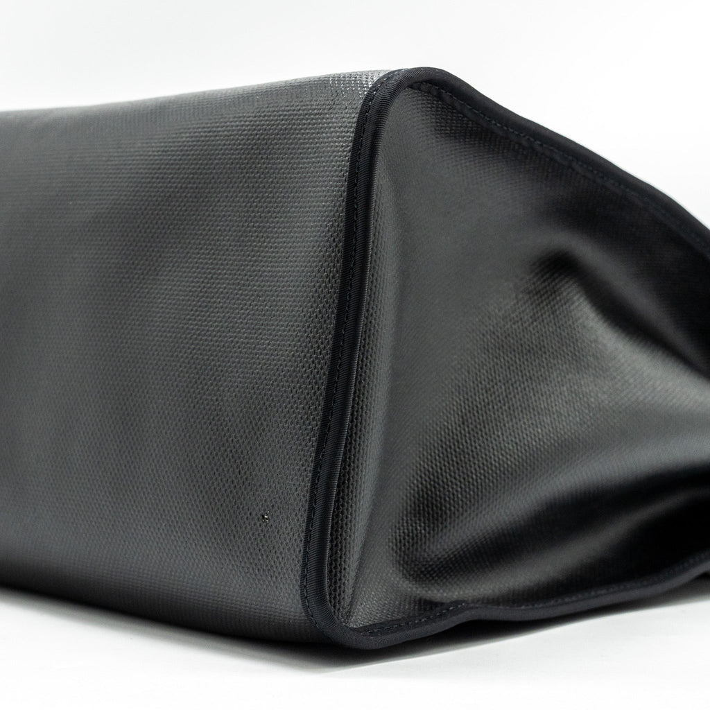 hermes-herbag-39-zip-bag-berline-canvas-leather-black-blue-shw-stamp-c-1