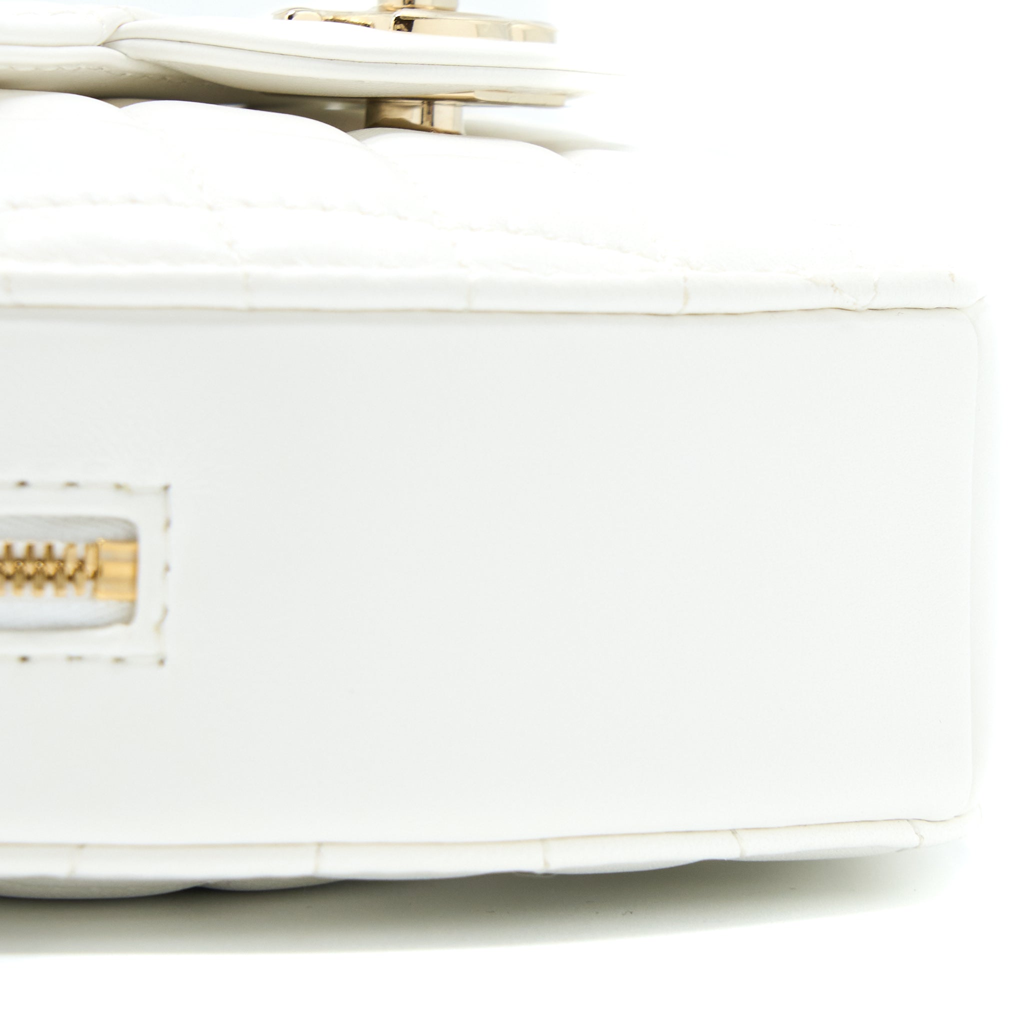 copy-of-chanel-22s-heart-bag-lambskin-white-lghw-microchip