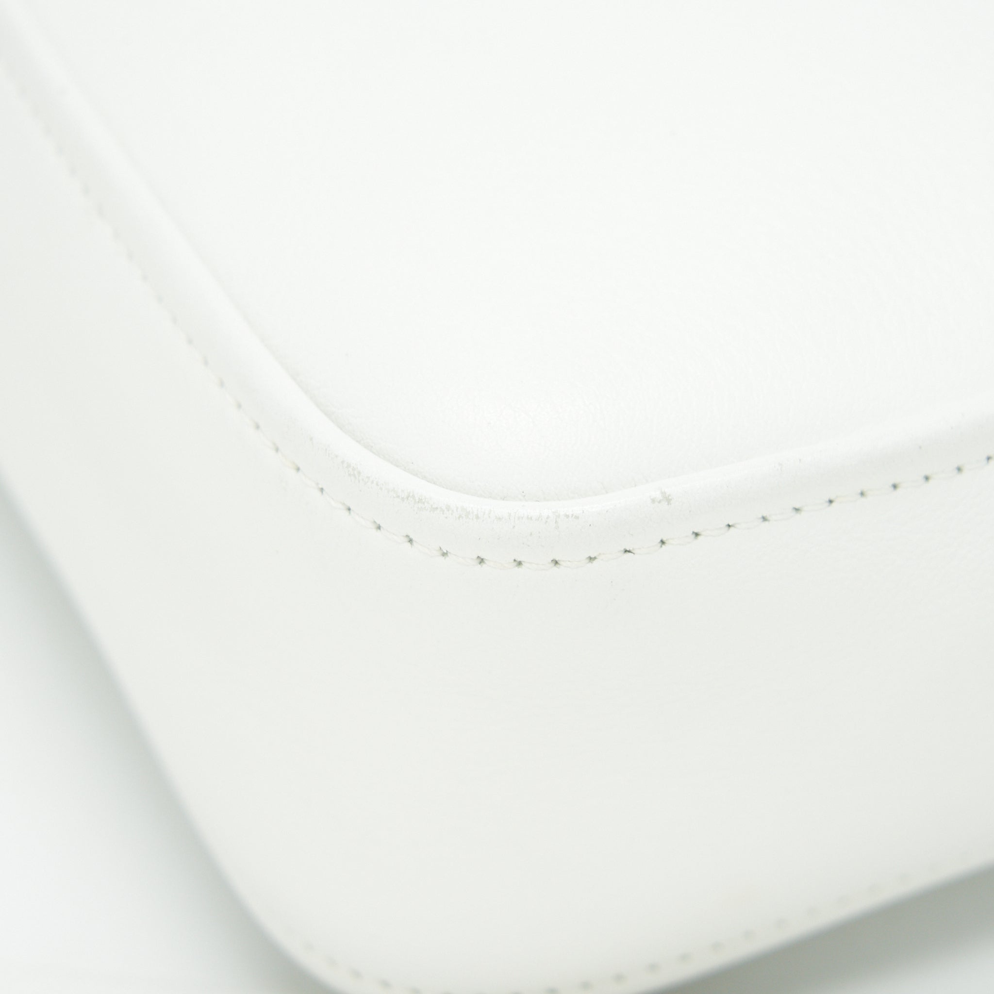 balenciaga-triangle-mini-chain-crossbody-bag-white