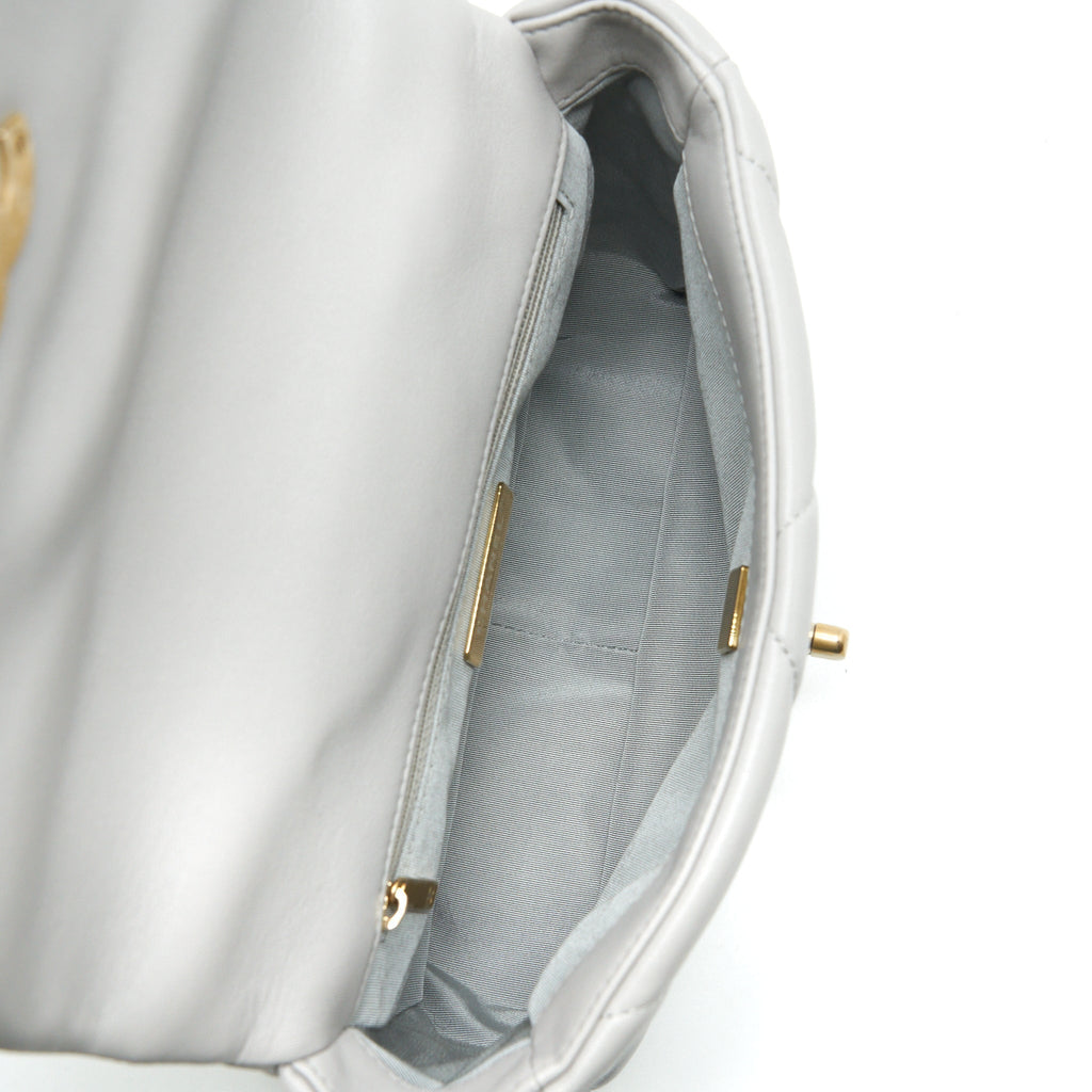 chanel-small-19-bag-lambskin-light-grey-with-multicolour-hardware-microchip