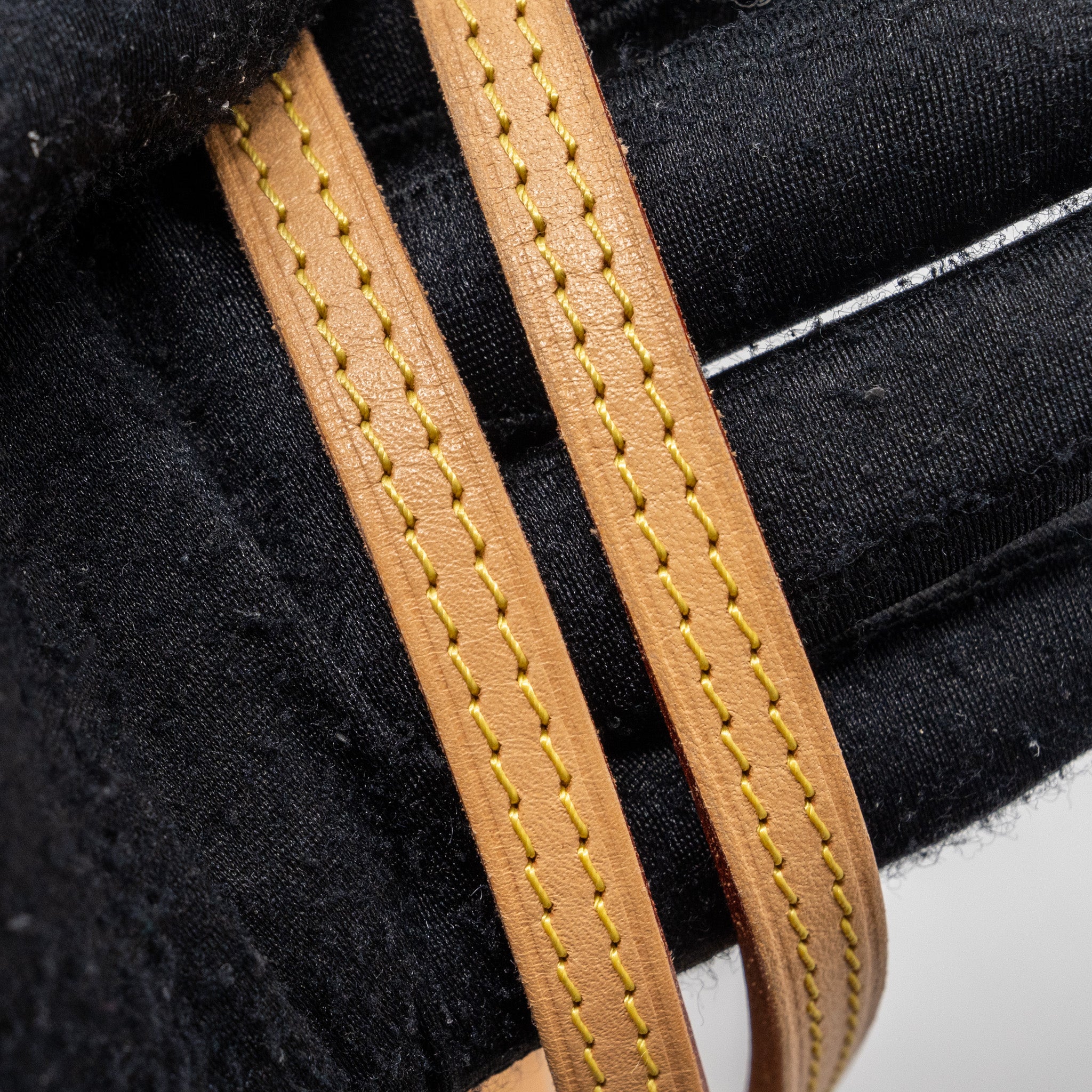 louis-vuitton-neverfull-mm-monogram-canvas-ghwnew-version