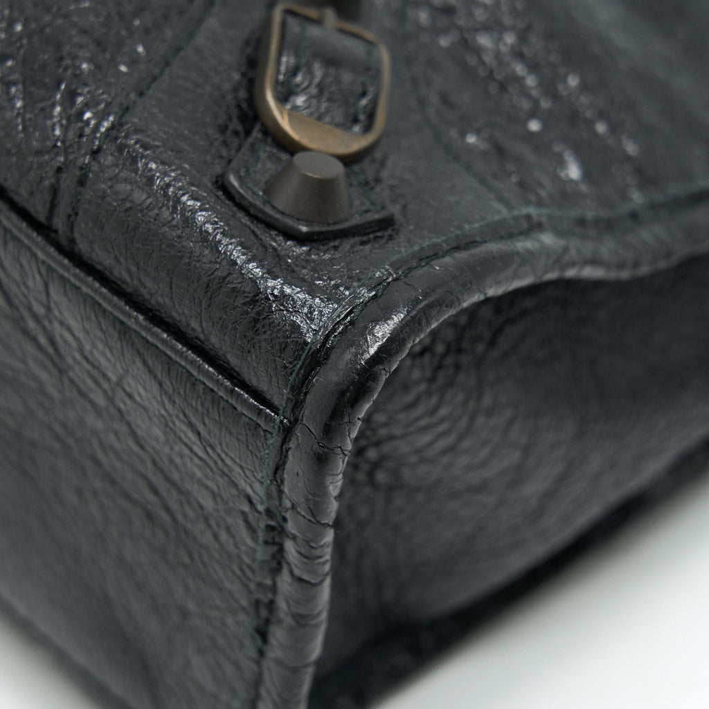 balenciaga-classic-city-s-leather-tote-black