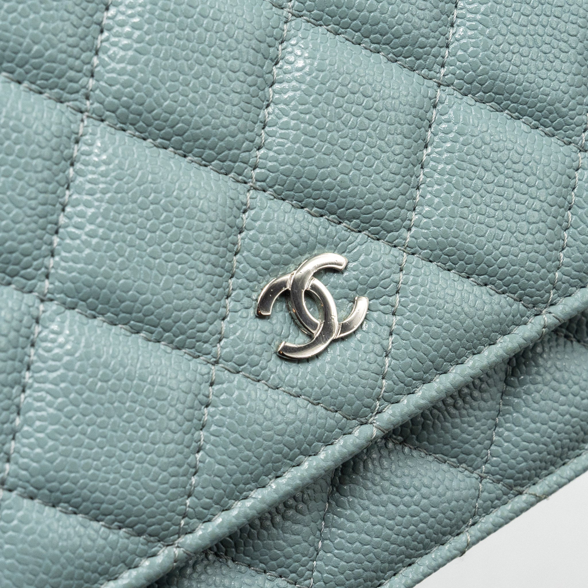 chanel-classic-wallet-on-chain-caviar-light-blue-shw-copy