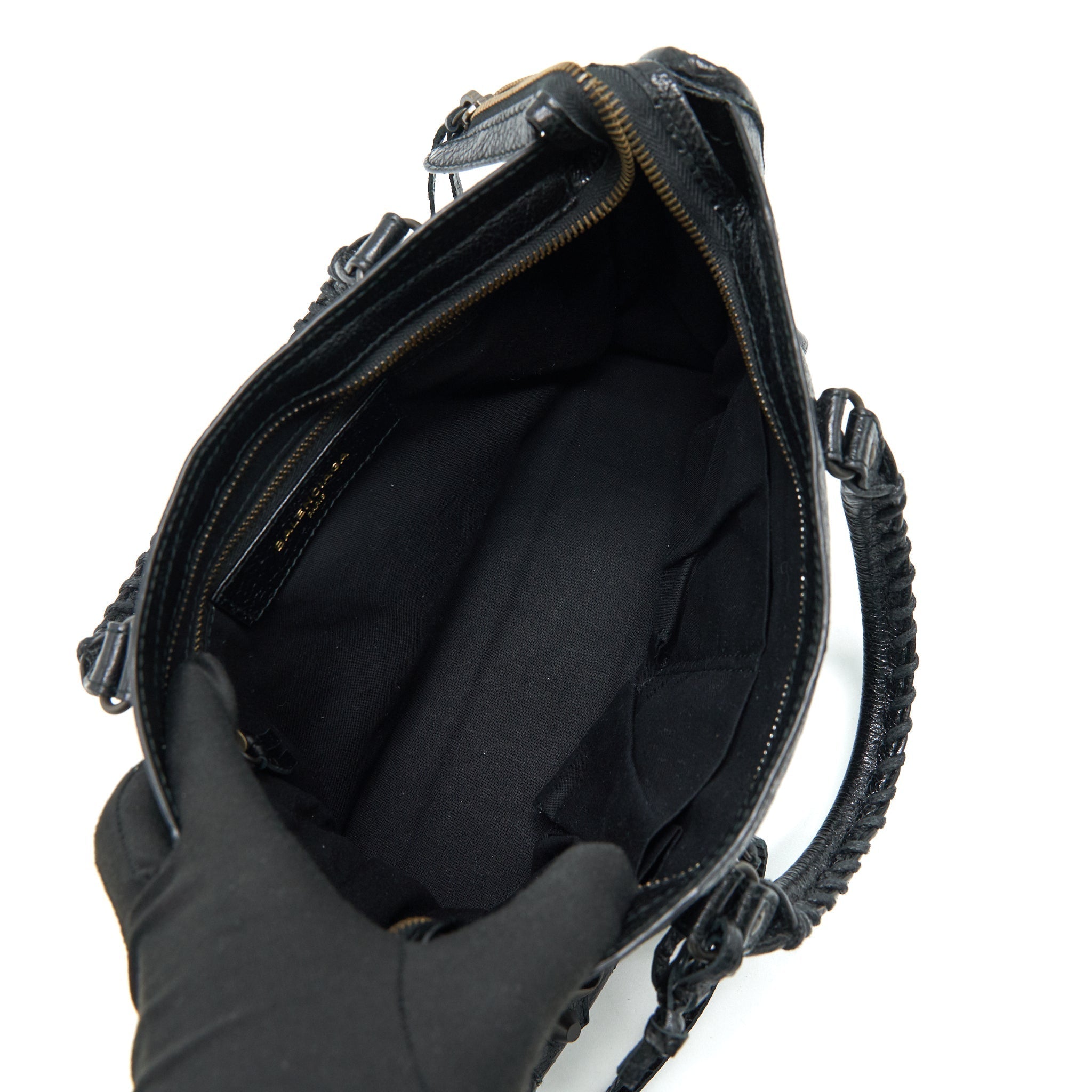 balenciaga-classic-city-s-leather-tote-black