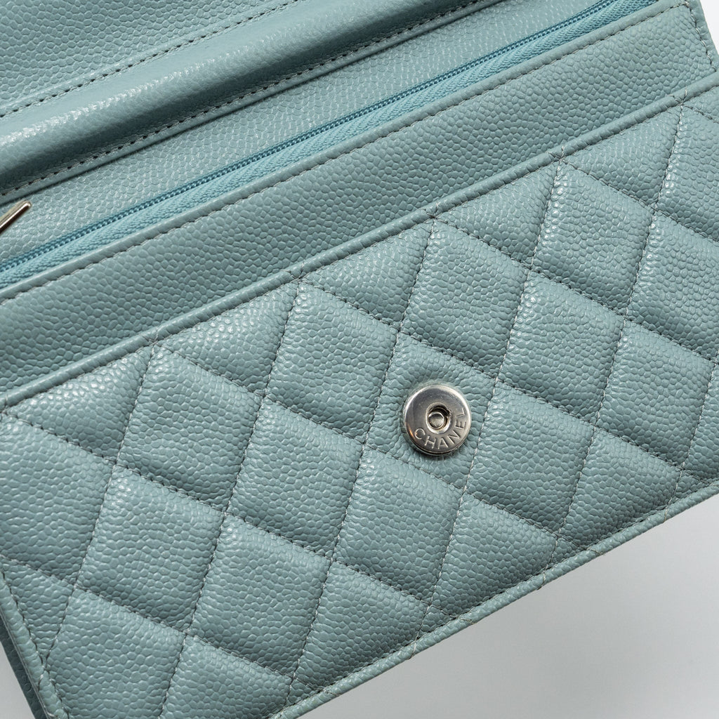chanel-classic-wallet-on-chain-caviar-light-blue-shw-copy