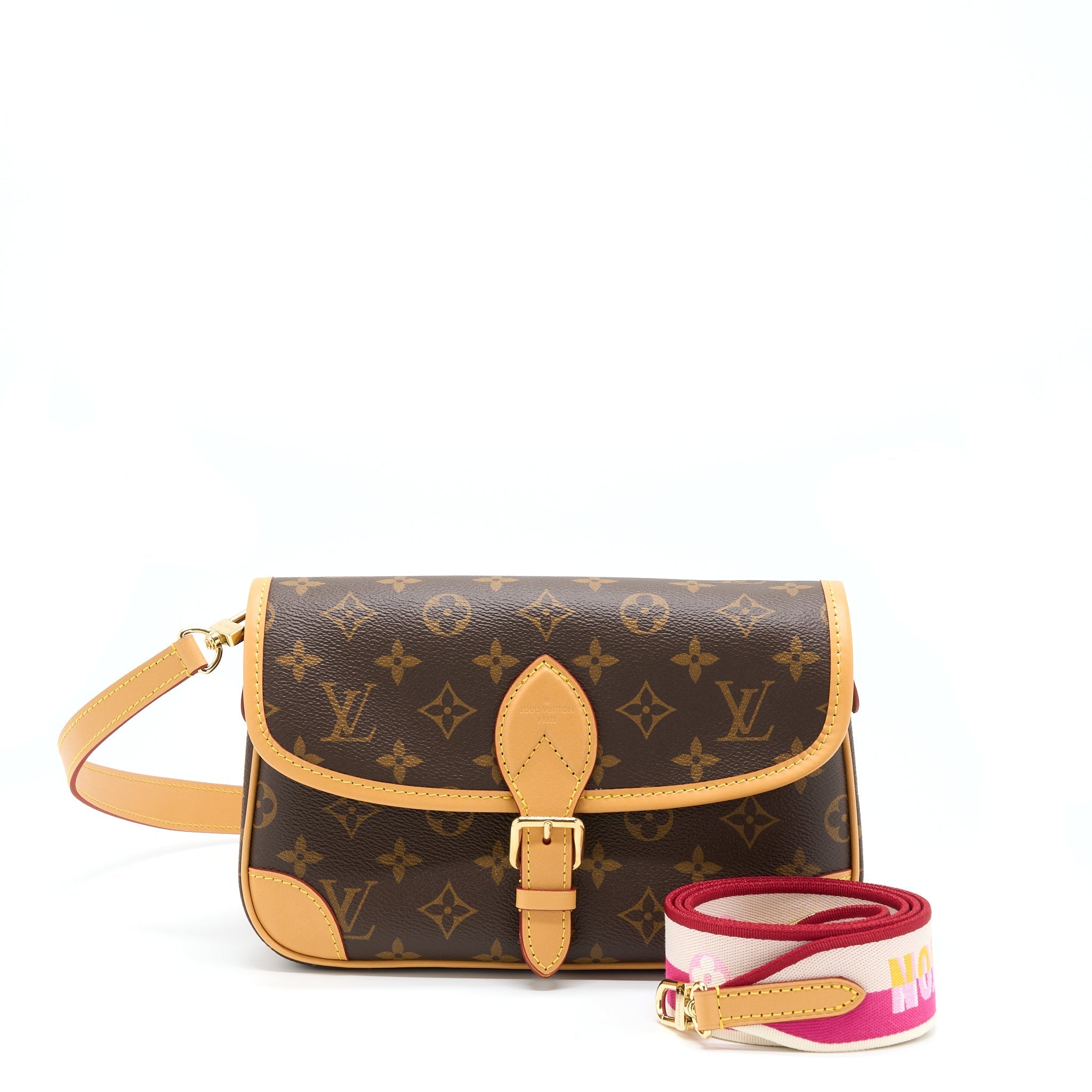 louis-vuitton-diane-monogram-canvas-fuchsia-ghw
