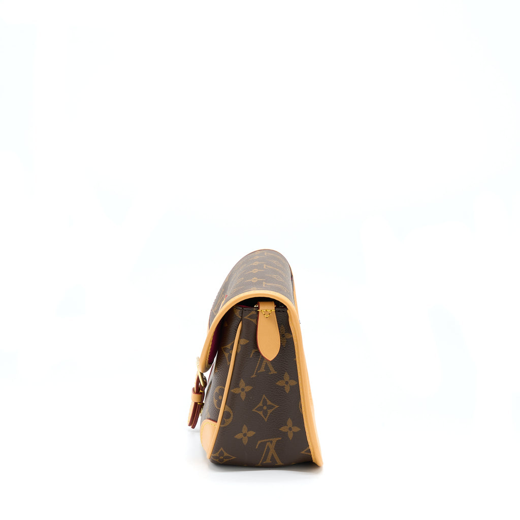 louis-vuitton-diane-monogram-canvas-fuchsia-ghw