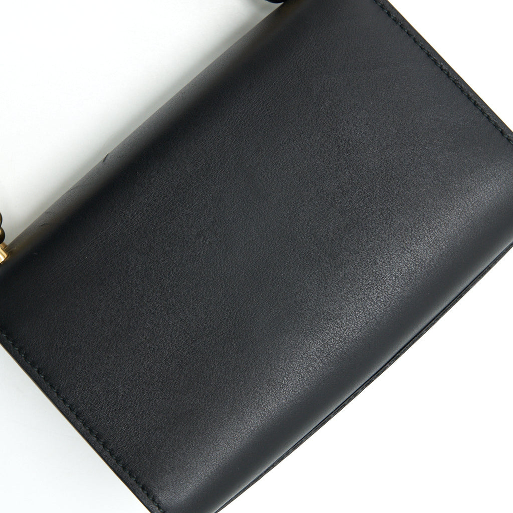 gucci-limited-edition-padlock-chain-bag-black-1